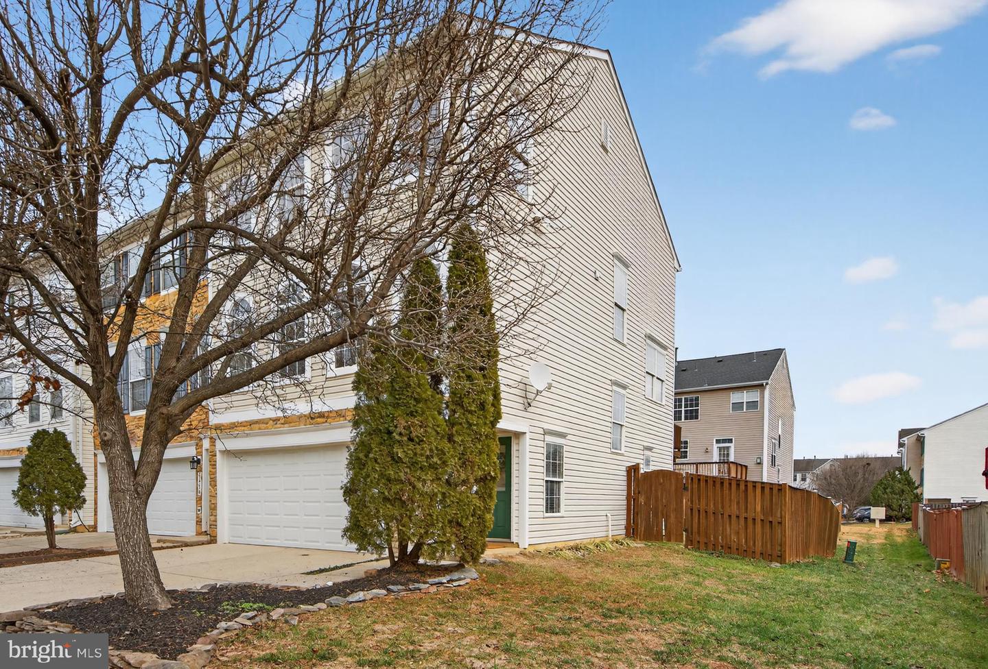 21758 FLORA SPRINGS TER, ASHBURN, Virginia 20147, 3 Bedrooms Bedrooms, ,2 BathroomsBathrooms,Residential,For sale,21758 FLORA SPRINGS TER,VALO2110522 MLS # VALO2110522