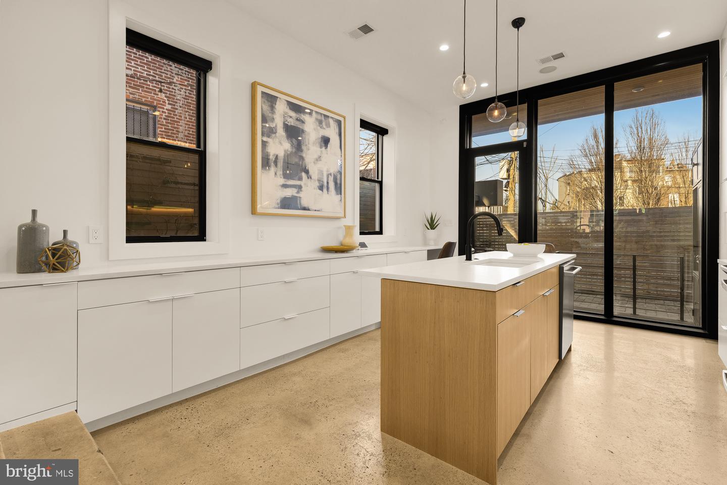 1005 P ST NW, WASHINGTON, District Of Columbia 20001, 3 Bedrooms Bedrooms, ,2 BathroomsBathrooms,Residential,For sale,1005 P ST NW,DCDC2231410 MLS # DCDC2231410