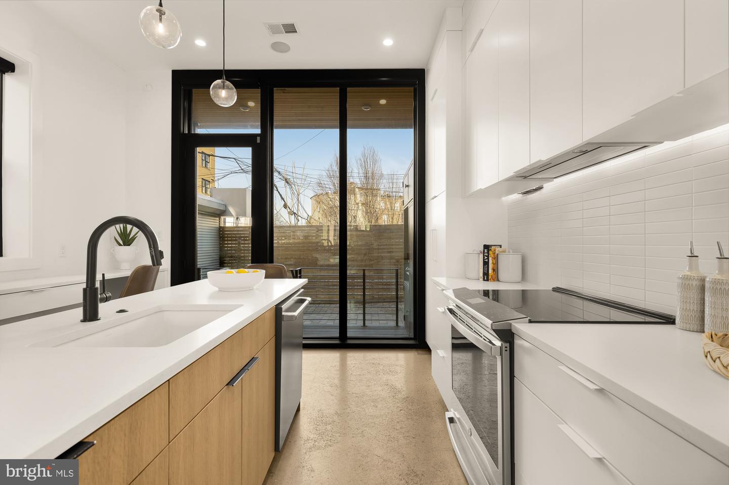 1005 P ST NW, WASHINGTON, District Of Columbia 20001, 3 Bedrooms Bedrooms, ,2 BathroomsBathrooms,Residential,For sale,1005 P ST NW,DCDC2231410 MLS # DCDC2231410