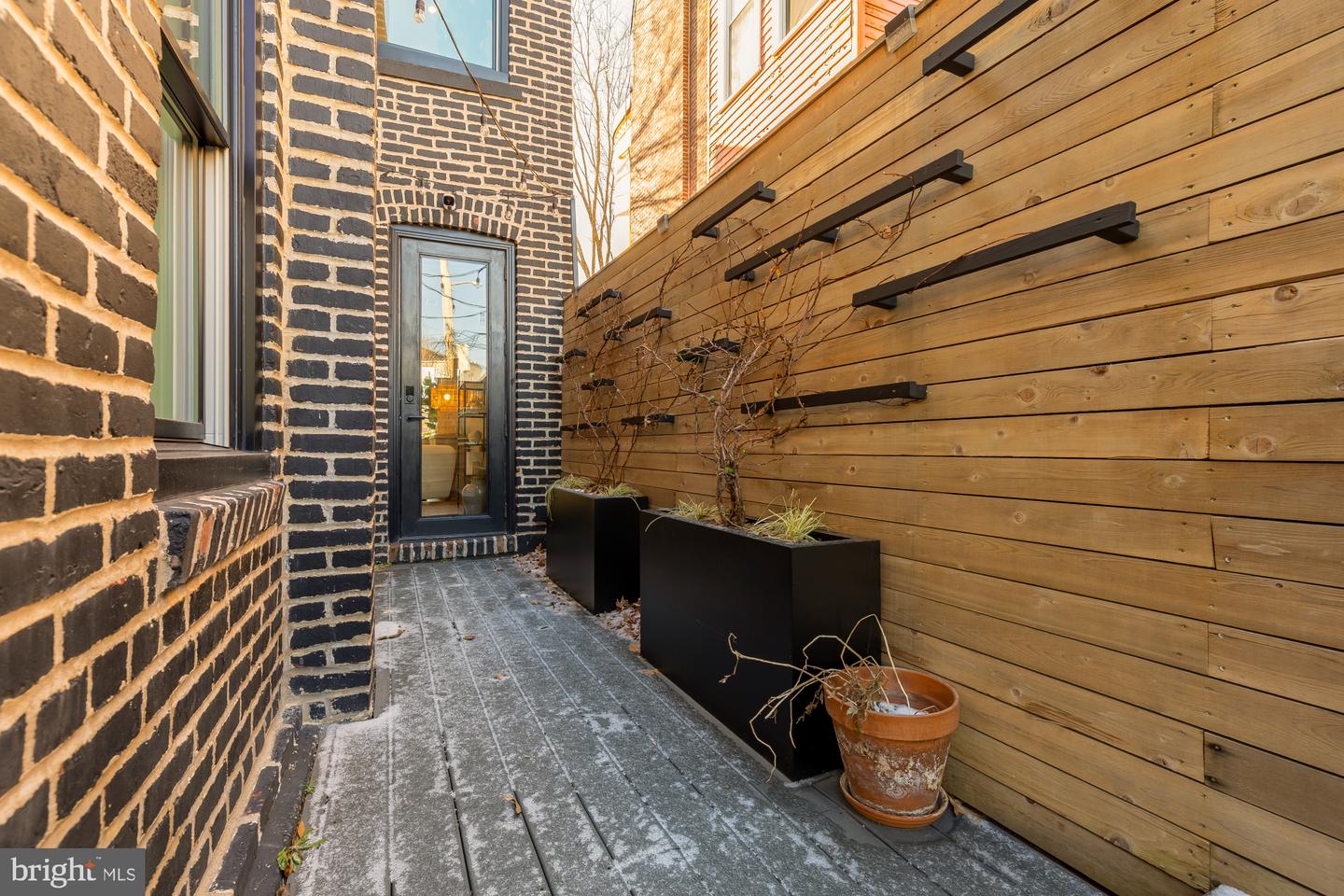 1005 P ST NW, WASHINGTON, District Of Columbia 20001, 3 Bedrooms Bedrooms, ,2 BathroomsBathrooms,Residential,For sale,1005 P ST NW,DCDC2231410 MLS # DCDC2231410