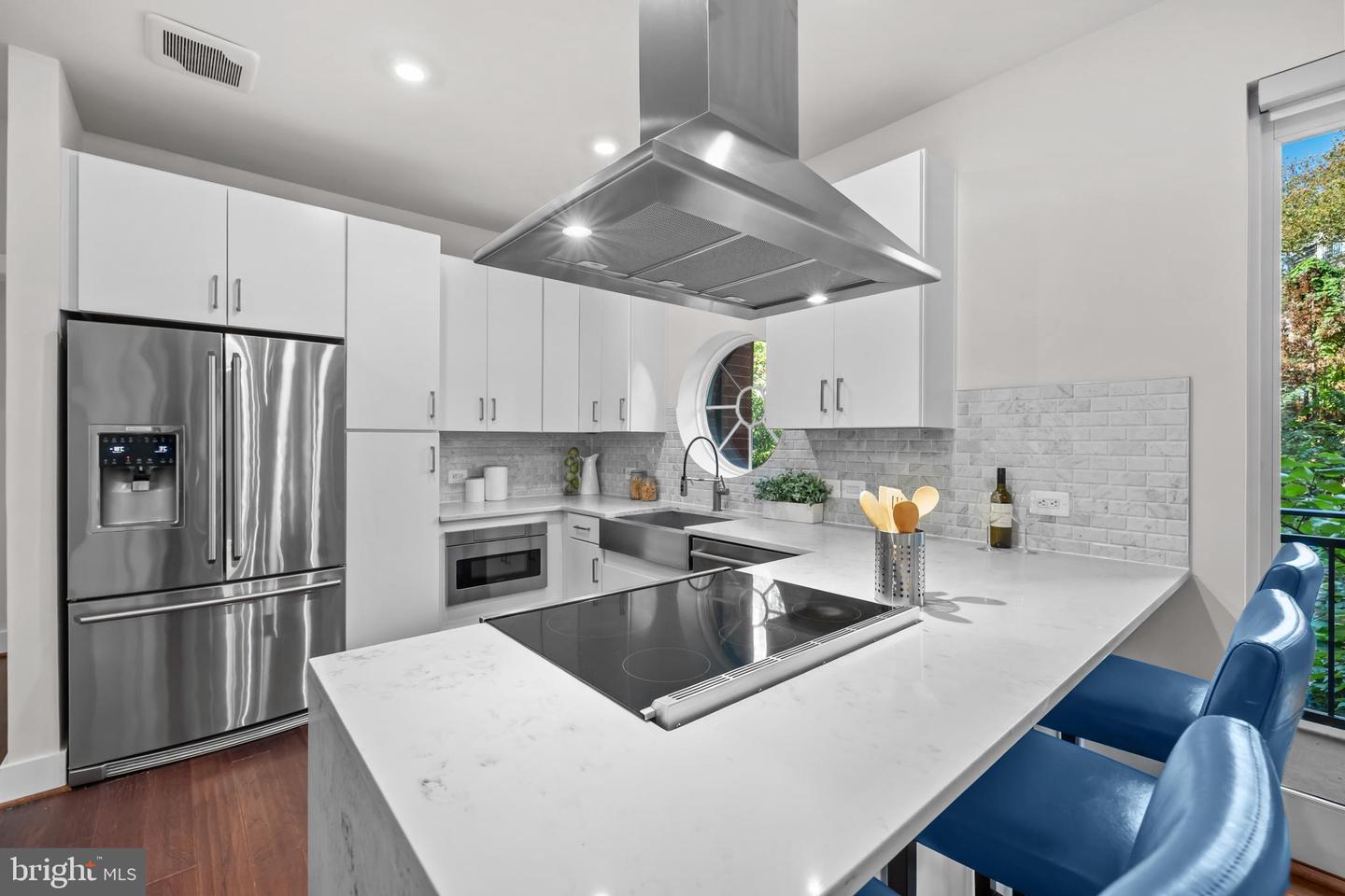 1411 KEY BLVD #304, ARLINGTON, Virginia 22209, 2 Bedrooms Bedrooms, ,2 BathroomsBathrooms,Residential,For sale,1411 KEY BLVD #304,VAAR2065976 MLS # VAAR2065976