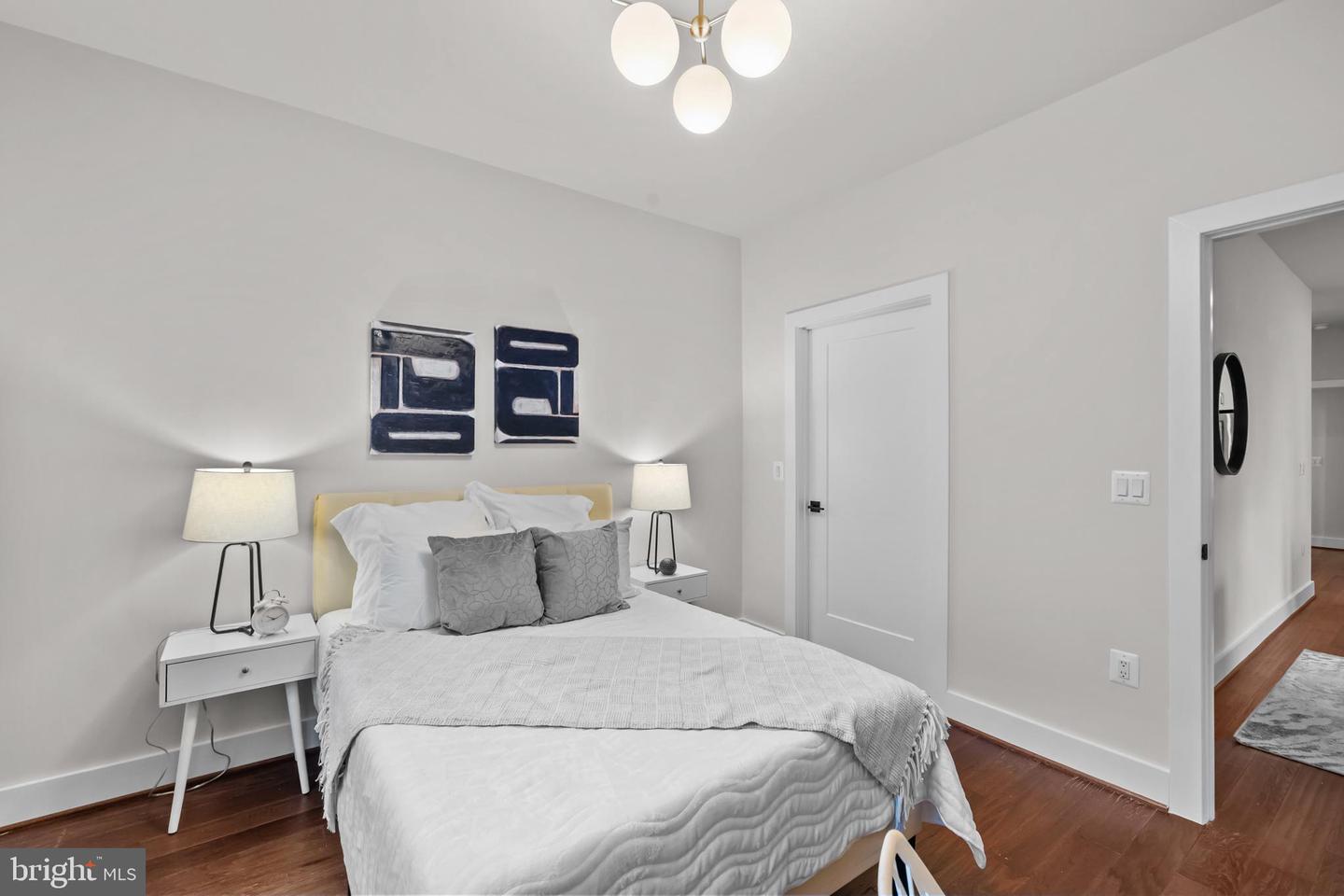 1411 KEY BLVD #304, ARLINGTON, Virginia 22209, 2 Bedrooms Bedrooms, ,2 BathroomsBathrooms,Residential,For sale,1411 KEY BLVD #304,VAAR2065976 MLS # VAAR2065976