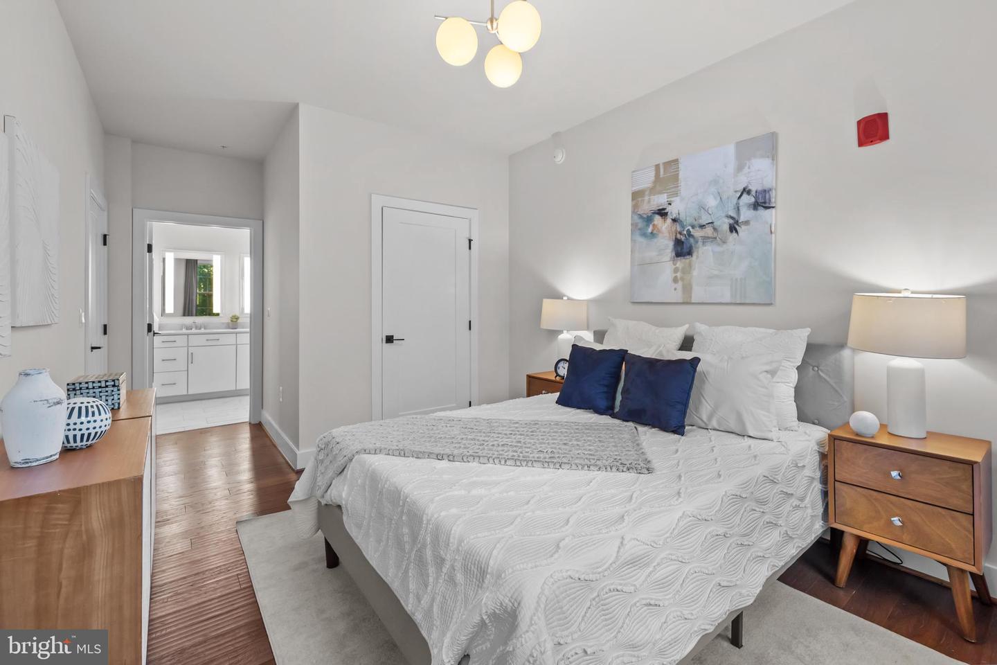 1411 KEY BLVD #304, ARLINGTON, Virginia 22209, 2 Bedrooms Bedrooms, ,2 BathroomsBathrooms,Residential,For sale,1411 KEY BLVD #304,VAAR2065976 MLS # VAAR2065976