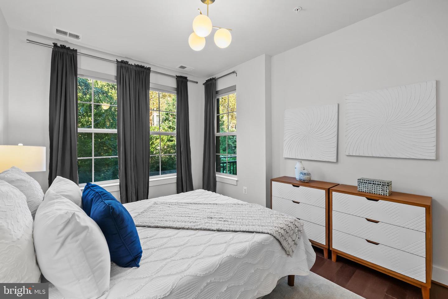 1411 KEY BLVD #304, ARLINGTON, Virginia 22209, 2 Bedrooms Bedrooms, ,2 BathroomsBathrooms,Residential,For sale,1411 KEY BLVD #304,VAAR2065976 MLS # VAAR2065976