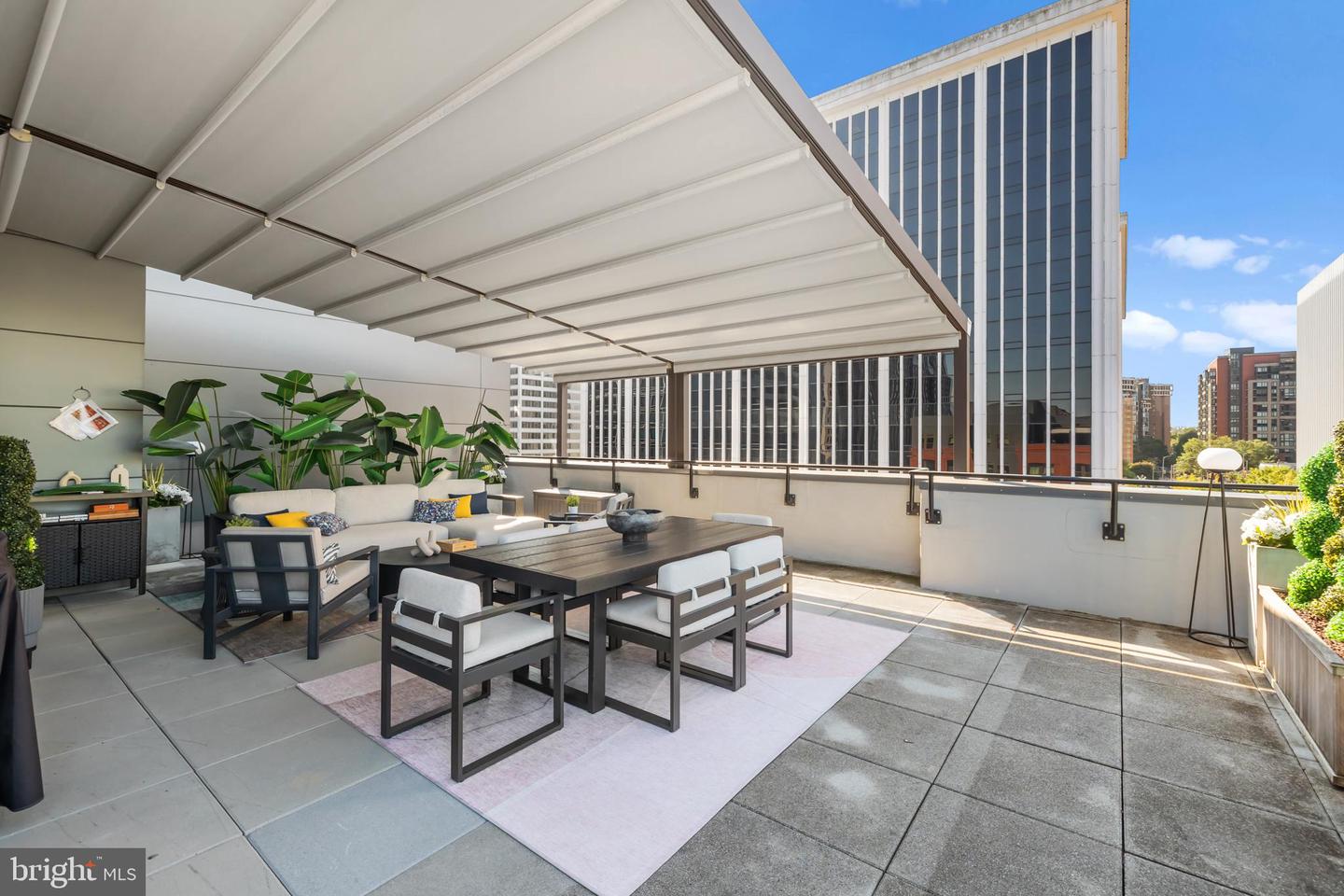 1411 KEY BLVD #304, ARLINGTON, Virginia 22209, 2 Bedrooms Bedrooms, ,2 BathroomsBathrooms,Residential,For sale,1411 KEY BLVD #304,VAAR2065976 MLS # VAAR2065976