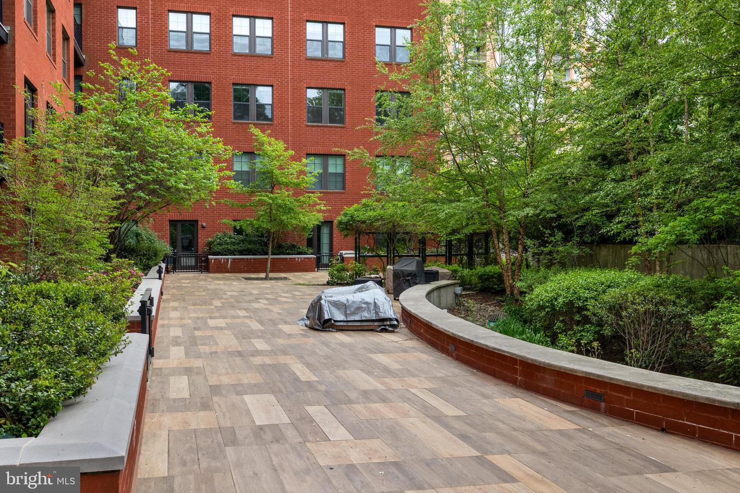 1411 KEY BLVD #304, ARLINGTON, Virginia 22209, 2 Bedrooms Bedrooms, ,2 BathroomsBathrooms,Residential,For sale,1411 KEY BLVD #304,VAAR2065976 MLS # VAAR2065976