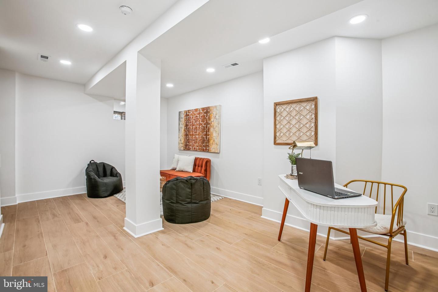 1704 INDEPENDENCE AVE SE, WASHINGTON, District Of Columbia 20003, 4 Bedrooms Bedrooms, ,3 BathroomsBathrooms,Residential,For sale,1704 INDEPENDENCE AVE SE,DCDC2231888 MLS # DCDC2231888 1704 INDEPENDENCE AVE SE, WASHINGTON, District Of Columbia 20003, 4 Bedrooms Bedrooms, ,3 BathroomsBathrooms,Residential,For sale,1704 INDEPENDENCE AVE SE,DCDC2231888 MLS # DCDC2231888