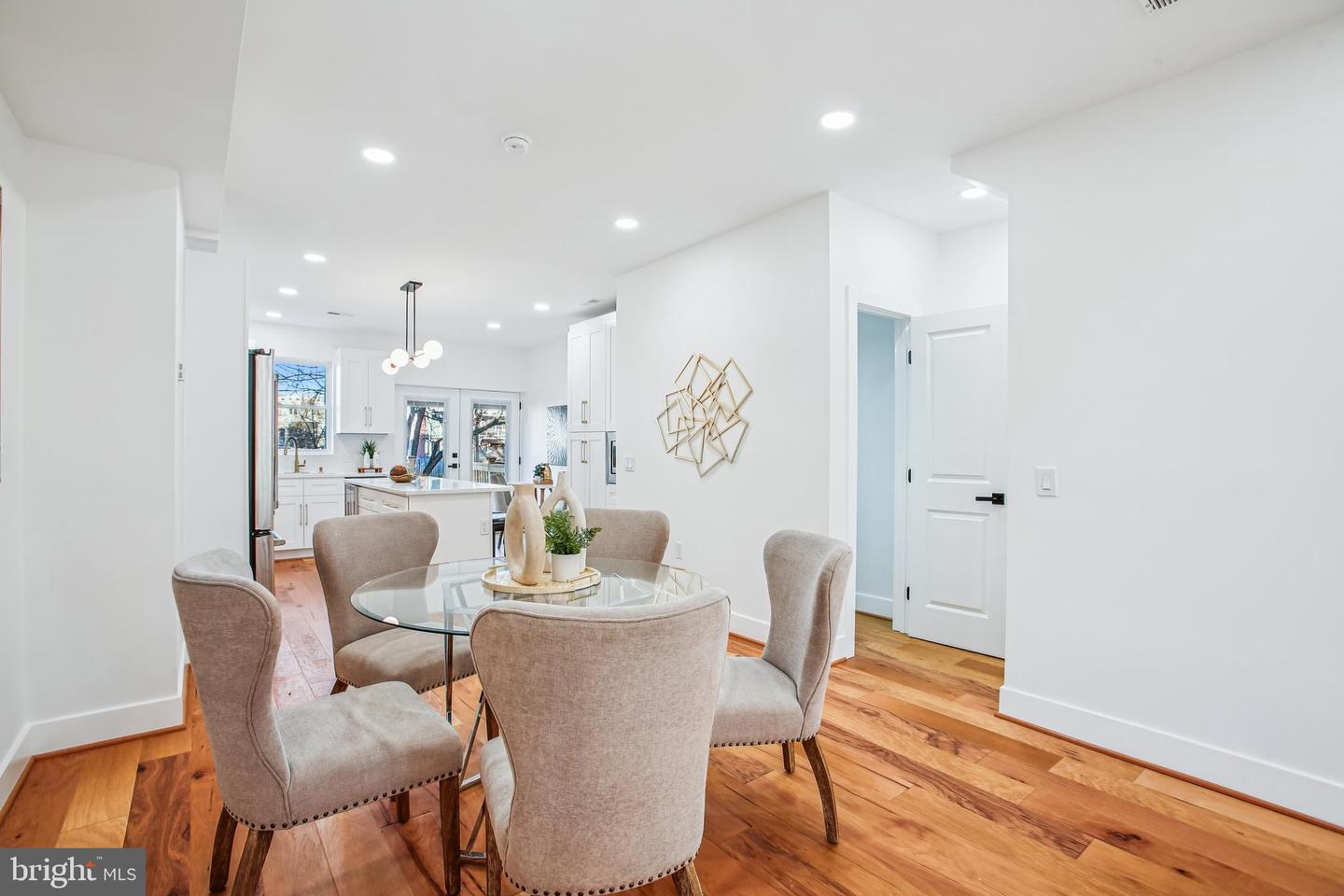 1704 INDEPENDENCE AVE SE, WASHINGTON, District Of Columbia 20003, 4 Bedrooms Bedrooms, ,3 BathroomsBathrooms,Residential,For sale,1704 INDEPENDENCE AVE SE,DCDC2231888 MLS # DCDC2231888 1704 INDEPENDENCE AVE SE, WASHINGTON, District Of Columbia 20003, 4 Bedrooms Bedrooms, ,3 BathroomsBathrooms,Residential,For sale,1704 INDEPENDENCE AVE SE,DCDC2231888 MLS # DCDC2231888