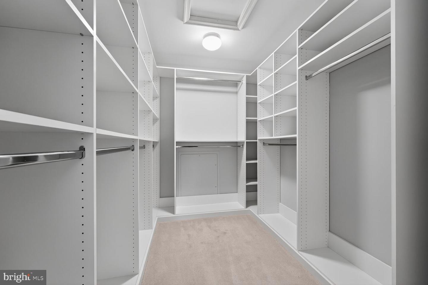 5791 VALLEY VIEW DR, ALEXANDRIA, Virginia 22310, 5 Bedrooms Bedrooms, ,4 BathroomsBathrooms,Residential,For sale,5791 VALLEY VIEW DR,VAFX2279826 MLS # VAFX2279826