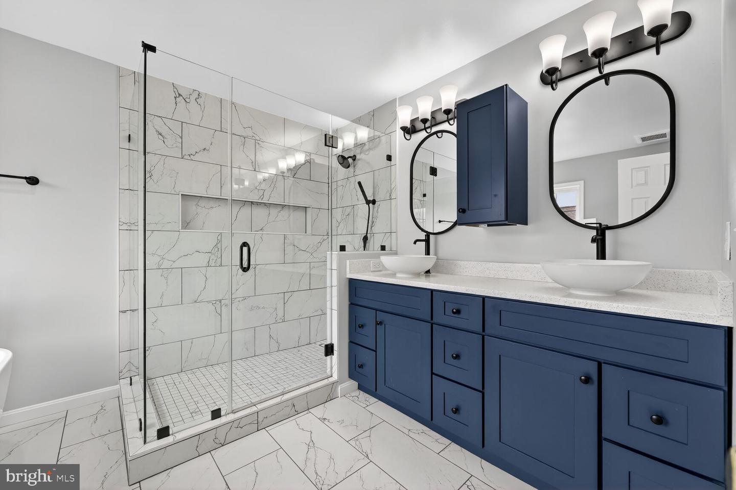 5791 VALLEY VIEW DR, ALEXANDRIA, Virginia 22310, 5 Bedrooms Bedrooms, ,4 BathroomsBathrooms,Residential,For sale,5791 VALLEY VIEW DR,VAFX2279826 MLS # VAFX2279826