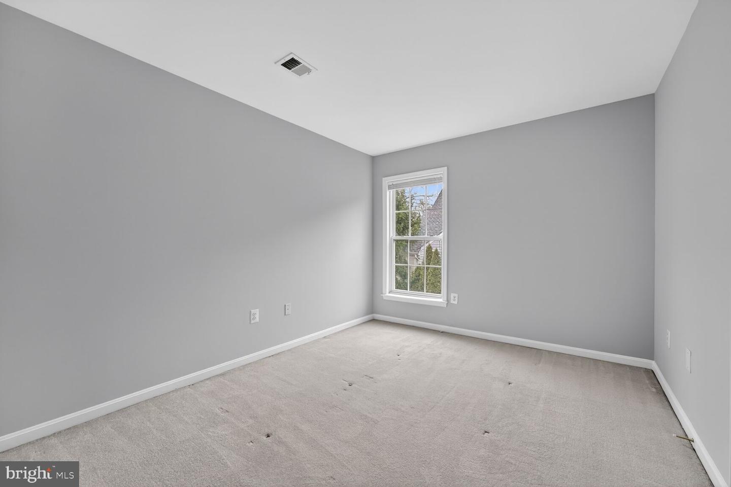 5791 VALLEY VIEW DR, ALEXANDRIA, Virginia 22310, 5 Bedrooms Bedrooms, ,4 BathroomsBathrooms,Residential,For sale,5791 VALLEY VIEW DR,VAFX2279826 MLS # VAFX2279826