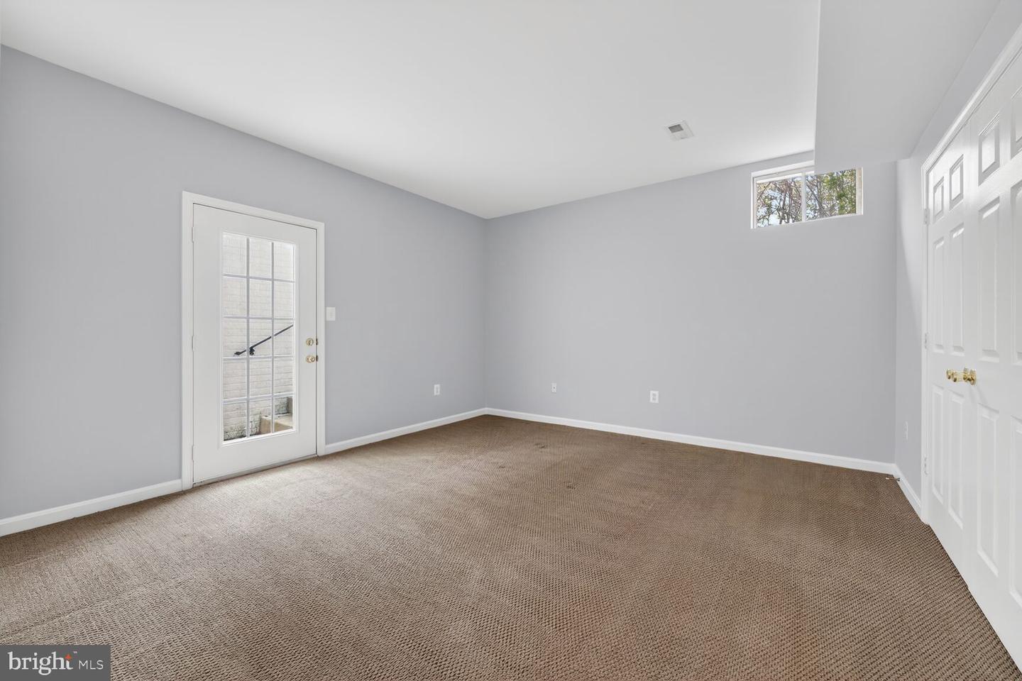 5791 VALLEY VIEW DR, ALEXANDRIA, Virginia 22310, 5 Bedrooms Bedrooms, ,4 BathroomsBathrooms,Residential,For sale,5791 VALLEY VIEW DR,VAFX2279826 MLS # VAFX2279826