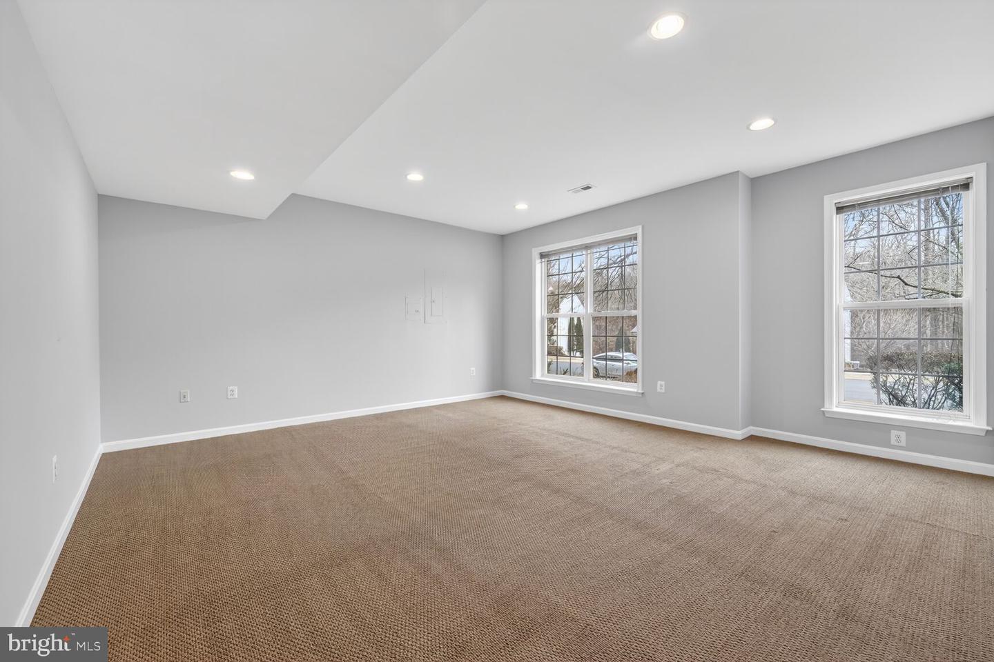 5791 VALLEY VIEW DR, ALEXANDRIA, Virginia 22310, 5 Bedrooms Bedrooms, ,4 BathroomsBathrooms,Residential,For sale,5791 VALLEY VIEW DR,VAFX2279826 MLS # VAFX2279826