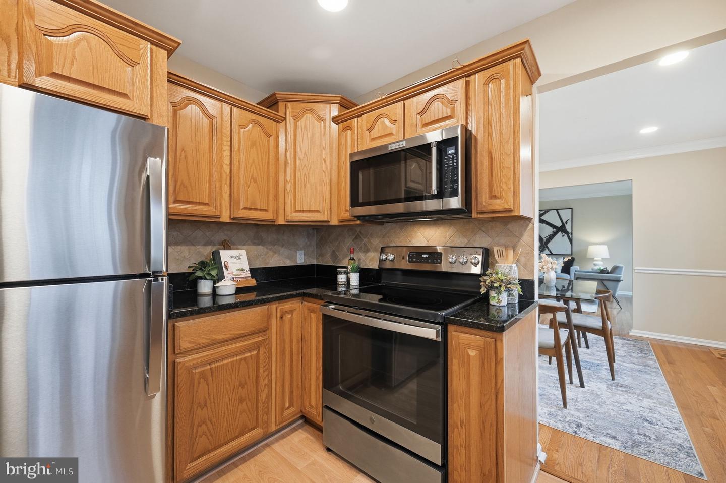 9322 ELK DR, SPRINGFIELD, Virginia 22153, 4 Bedrooms Bedrooms, ,3 BathroomsBathrooms,Residential,For sale,9322 ELK DR,VAFX2280064 MLS # VAFX2280064 9322 ELK DR, SPRINGFIELD, Virginia 22153, 4 Bedrooms Bedrooms, ,3 BathroomsBathrooms,Residential,For sale,9322 ELK DR,VAFX2280064 MLS # VAFX2280064