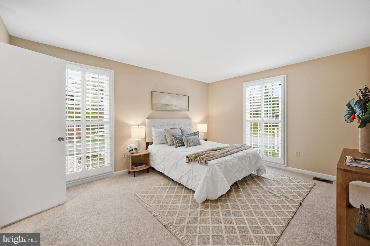 9322 ELK DR, SPRINGFIELD, Virginia 22153, 4 Bedrooms Bedrooms, ,3 BathroomsBathrooms,Residential,For sale,9322 ELK DR,VAFX2280064 MLS # VAFX2280064 9322 ELK DR, SPRINGFIELD, Virginia 22153, 4 Bedrooms Bedrooms, ,3 BathroomsBathrooms,Residential,For sale,9322 ELK DR,VAFX2280064 MLS # VAFX2280064