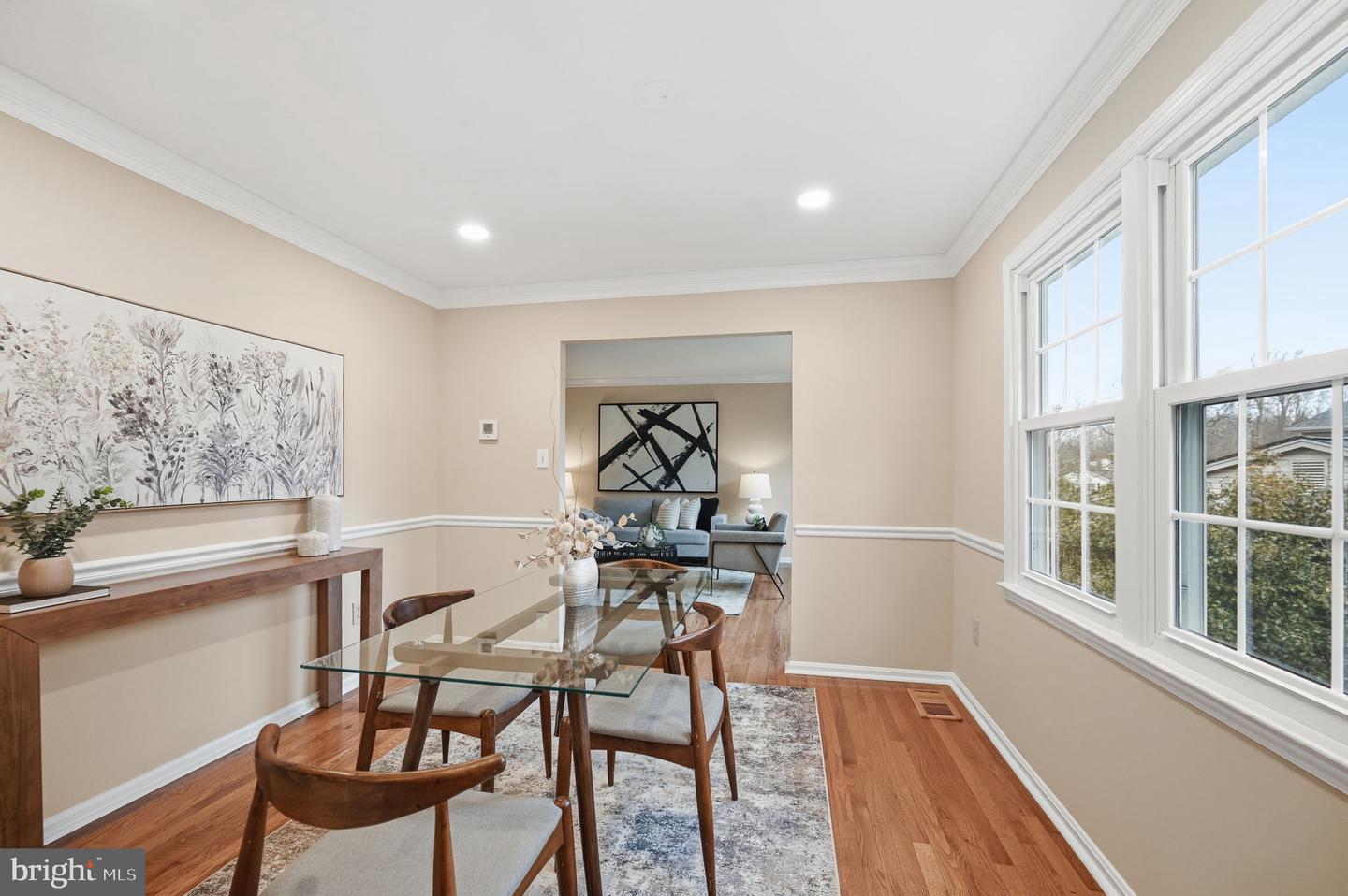 9322 ELK DR, SPRINGFIELD, Virginia 22153, 4 Bedrooms Bedrooms, ,3 BathroomsBathrooms,Residential,For sale,9322 ELK DR,VAFX2280064 MLS # VAFX2280064 9322 ELK DR, SPRINGFIELD, Virginia 22153, 4 Bedrooms Bedrooms, ,3 BathroomsBathrooms,Residential,For sale,9322 ELK DR,VAFX2280064 MLS # VAFX2280064