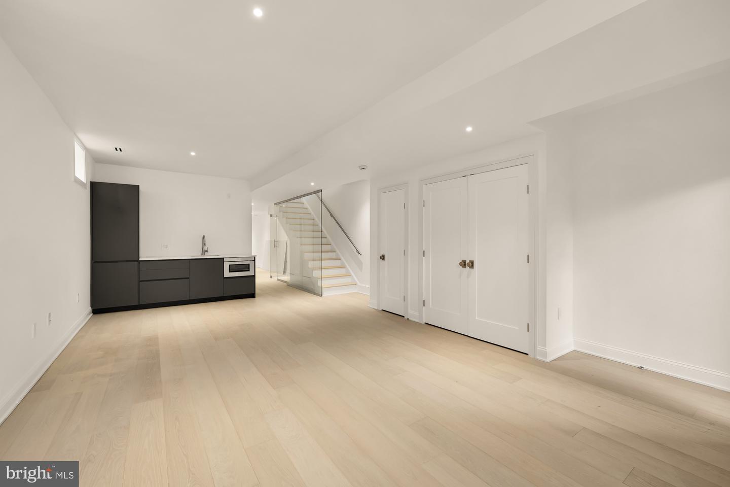 329 8TH ST NE, WASHINGTON, District Of Columbia 20002, 5 Bedrooms Bedrooms, ,4 BathroomsBathrooms,Residential,For sale,329 8TH ST NE,DCDC2232688 MLS # DCDC2232688 329 8TH ST NE, WASHINGTON, District Of Columbia 20002, 5 Bedrooms Bedrooms, ,4 BathroomsBathrooms,Residential,For sale,329 8TH ST NE,DCDC2232688 MLS # DCDC2232688