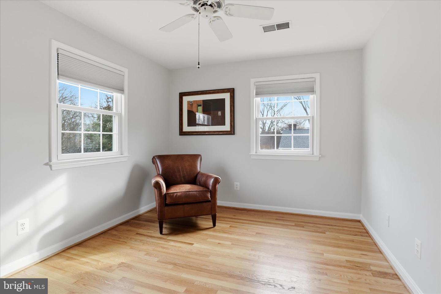 9311 CLANBROOK CT, FAIRFAX, Virginia 22031, 3 Bedrooms Bedrooms, 9 Rooms Rooms,2 BathroomsBathrooms,Residential,For sale,9311 CLANBROOK CT,VAFX2280098 MLS # VAFX2280098