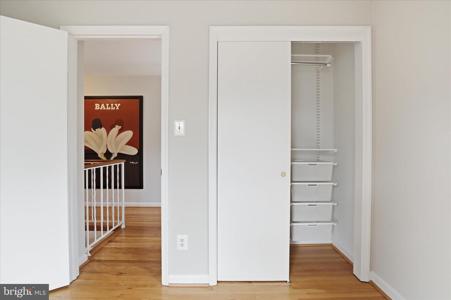 9311 CLANBROOK CT, FAIRFAX, Virginia 22031, 3 Bedrooms Bedrooms, 9 Rooms Rooms,2 BathroomsBathrooms,Residential,For sale,9311 CLANBROOK CT,VAFX2280098 MLS # VAFX2280098