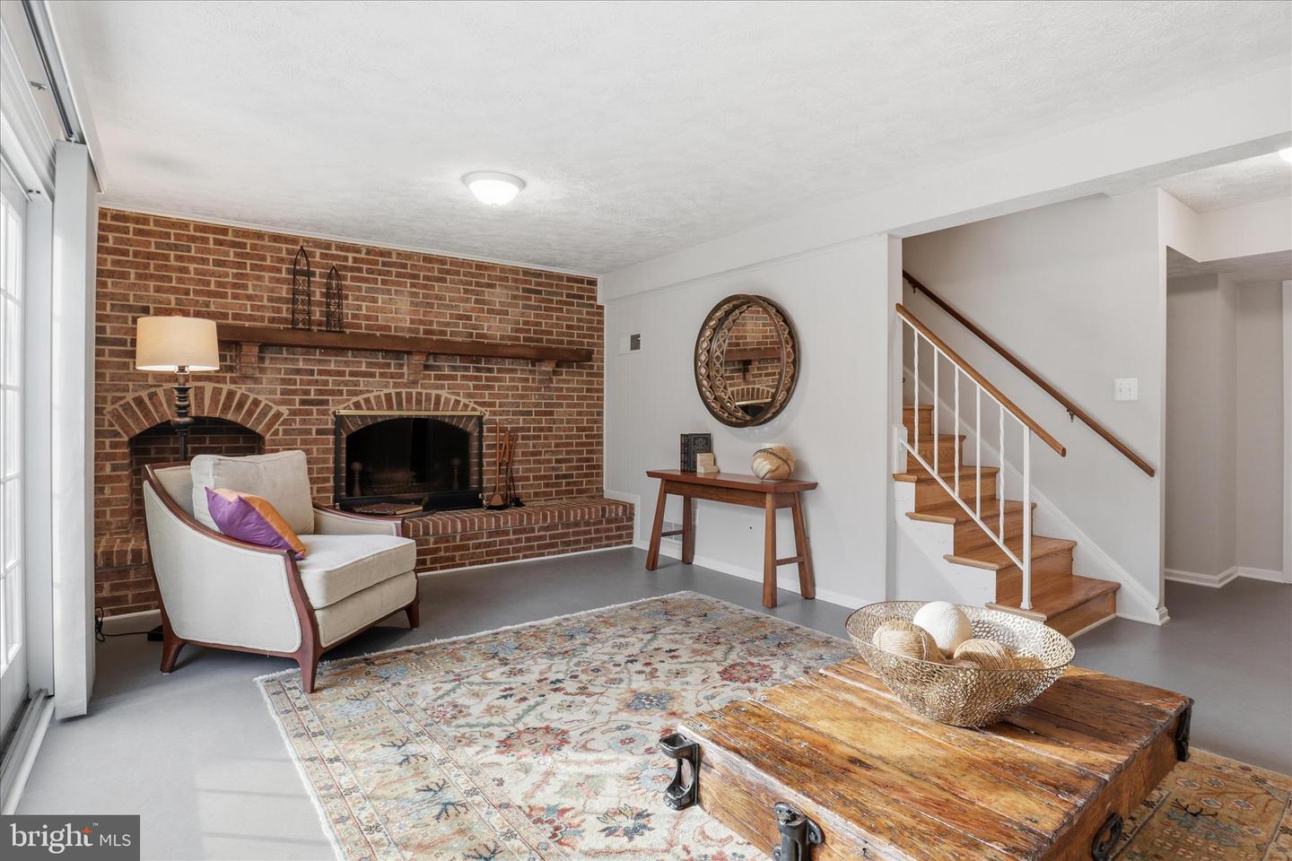 9311 CLANBROOK CT, FAIRFAX, Virginia 22031, 3 Bedrooms Bedrooms, 9 Rooms Rooms,2 BathroomsBathrooms,Residential,For sale,9311 CLANBROOK CT,VAFX2280098 MLS # VAFX2280098