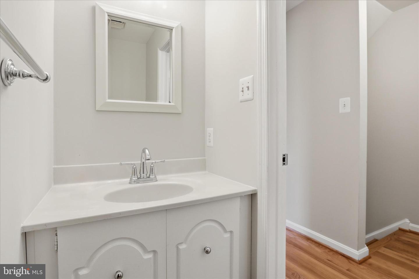 9311 CLANBROOK CT, FAIRFAX, Virginia 22031, 3 Bedrooms Bedrooms, 9 Rooms Rooms,2 BathroomsBathrooms,Residential,For sale,9311 CLANBROOK CT,VAFX2280098 MLS # VAFX2280098