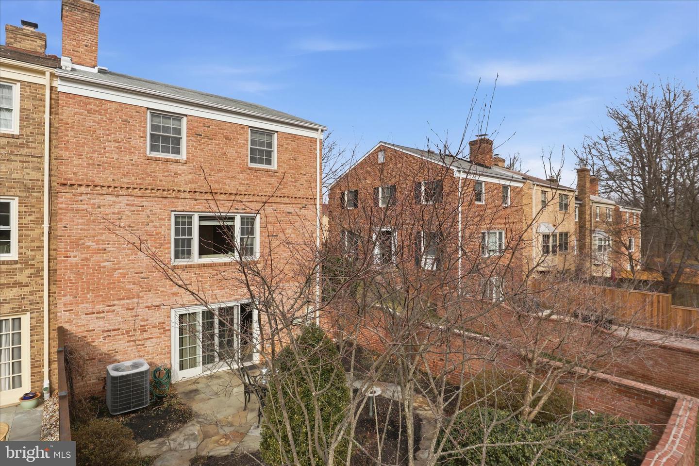 9311 CLANBROOK CT, FAIRFAX, Virginia 22031, 3 Bedrooms Bedrooms, 9 Rooms Rooms,2 BathroomsBathrooms,Residential,For sale,9311 CLANBROOK CT,VAFX2280098 MLS # VAFX2280098