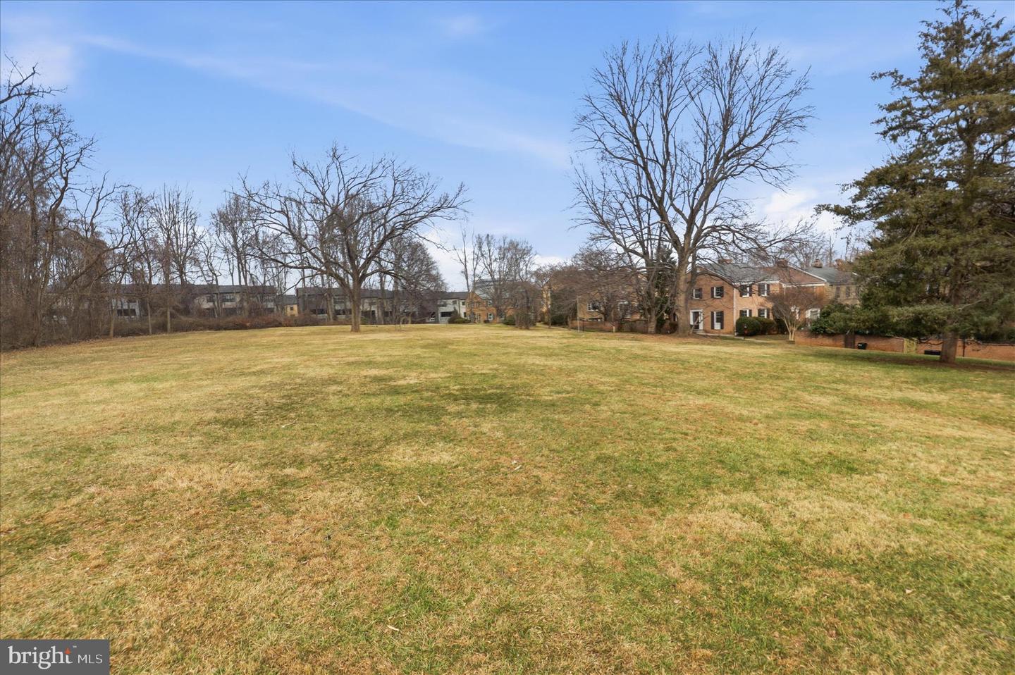 9311 CLANBROOK CT, FAIRFAX, Virginia 22031, 3 Bedrooms Bedrooms, 9 Rooms Rooms,2 BathroomsBathrooms,Residential,For sale,9311 CLANBROOK CT,VAFX2280098 MLS # VAFX2280098