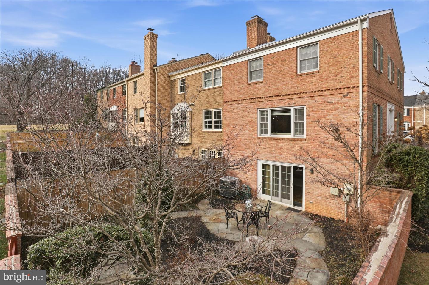 9311 CLANBROOK CT, FAIRFAX, Virginia 22031, 3 Bedrooms Bedrooms, 9 Rooms Rooms,2 BathroomsBathrooms,Residential,For sale,9311 CLANBROOK CT,VAFX2280098 MLS # VAFX2280098