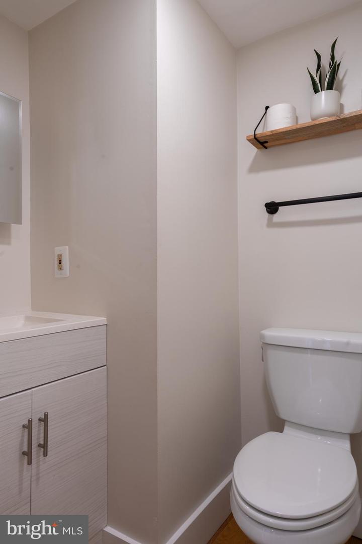 529 DAKOTA DR, HERNDON, Virginia 20170, 4 Bedrooms Bedrooms, ,3 BathroomsBathrooms,Residential,For sale,529 DAKOTA DR,VAFX2280138 MLS # VAFX2280138 529 DAKOTA DR, HERNDON, Virginia 20170, 4 Bedrooms Bedrooms, ,3 BathroomsBathrooms,Residential,For sale,529 DAKOTA DR,VAFX2280138 MLS # VAFX2280138