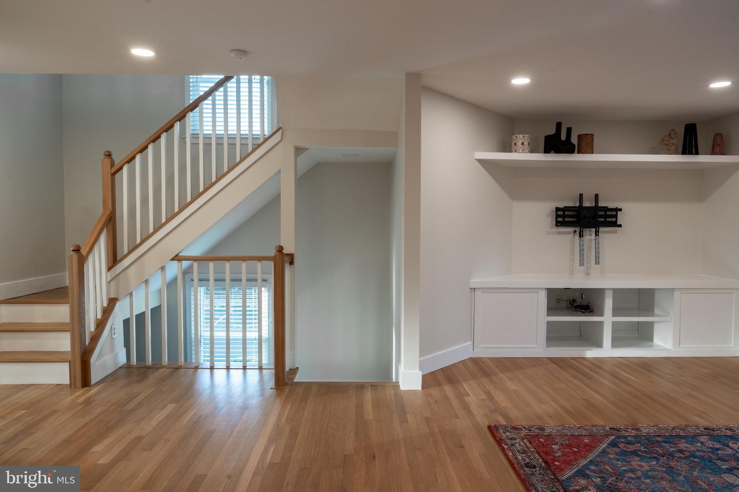 529 DAKOTA DR, HERNDON, Virginia 20170, 4 Bedrooms Bedrooms, ,3 BathroomsBathrooms,Residential,For sale,529 DAKOTA DR,VAFX2280138 MLS # VAFX2280138 529 DAKOTA DR, HERNDON, Virginia 20170, 4 Bedrooms Bedrooms, ,3 BathroomsBathrooms,Residential,For sale,529 DAKOTA DR,VAFX2280138 MLS # VAFX2280138