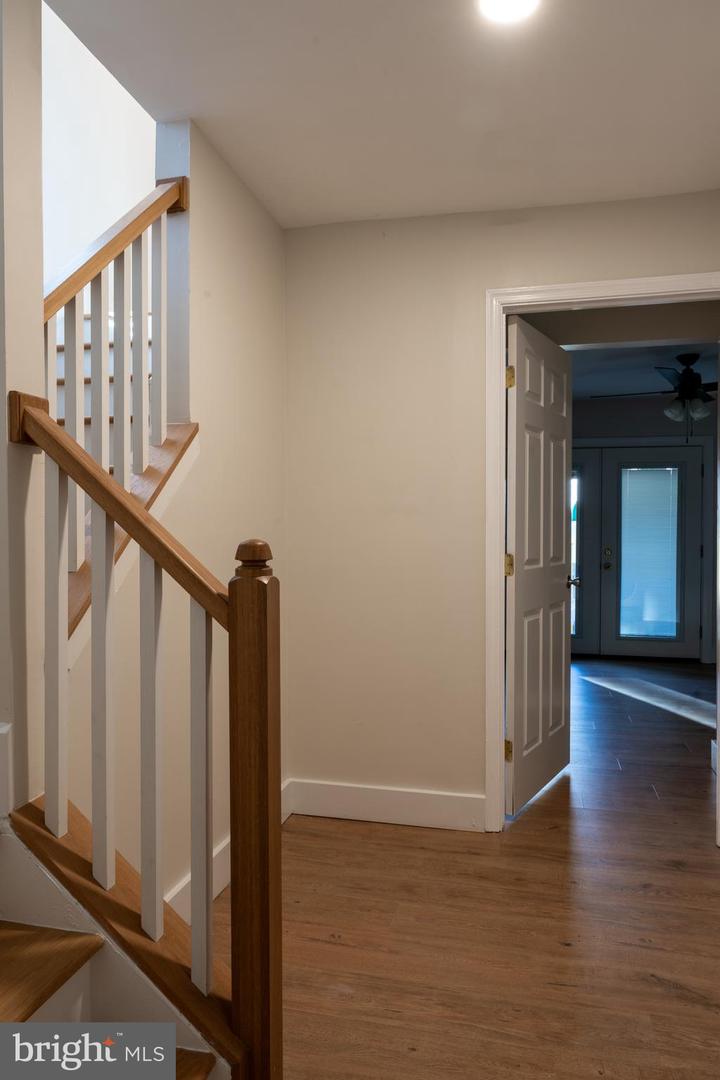 529 DAKOTA DR, HERNDON, Virginia 20170, 4 Bedrooms Bedrooms, ,3 BathroomsBathrooms,Residential,For sale,529 DAKOTA DR,VAFX2280138 MLS # VAFX2280138 529 DAKOTA DR, HERNDON, Virginia 20170, 4 Bedrooms Bedrooms, ,3 BathroomsBathrooms,Residential,For sale,529 DAKOTA DR,VAFX2280138 MLS # VAFX2280138