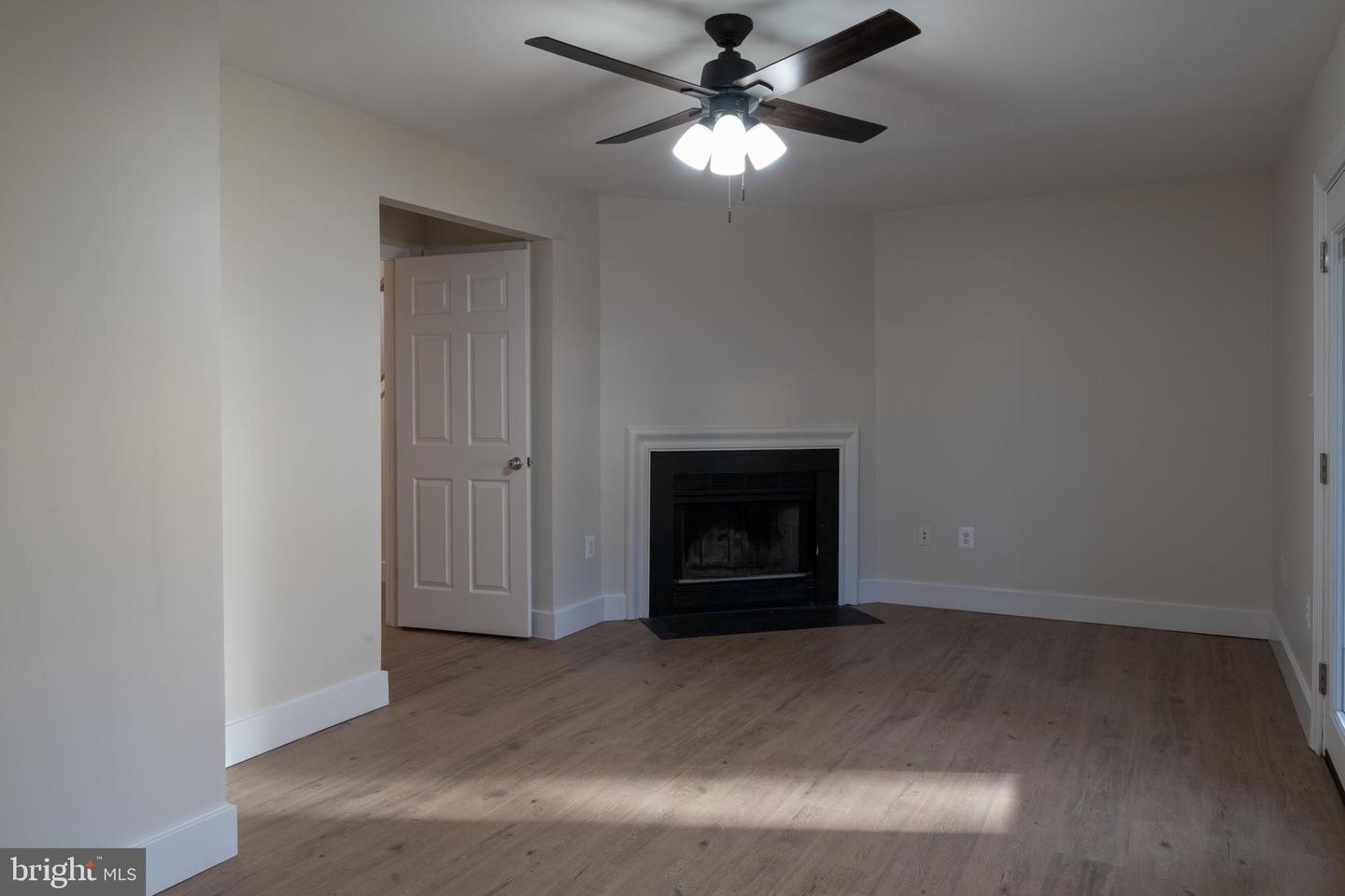 529 DAKOTA DR, HERNDON, Virginia 20170, 4 Bedrooms Bedrooms, ,3 BathroomsBathrooms,Residential,For sale,529 DAKOTA DR,VAFX2280138 MLS # VAFX2280138 529 DAKOTA DR, HERNDON, Virginia 20170, 4 Bedrooms Bedrooms, ,3 BathroomsBathrooms,Residential,For sale,529 DAKOTA DR,VAFX2280138 MLS # VAFX2280138