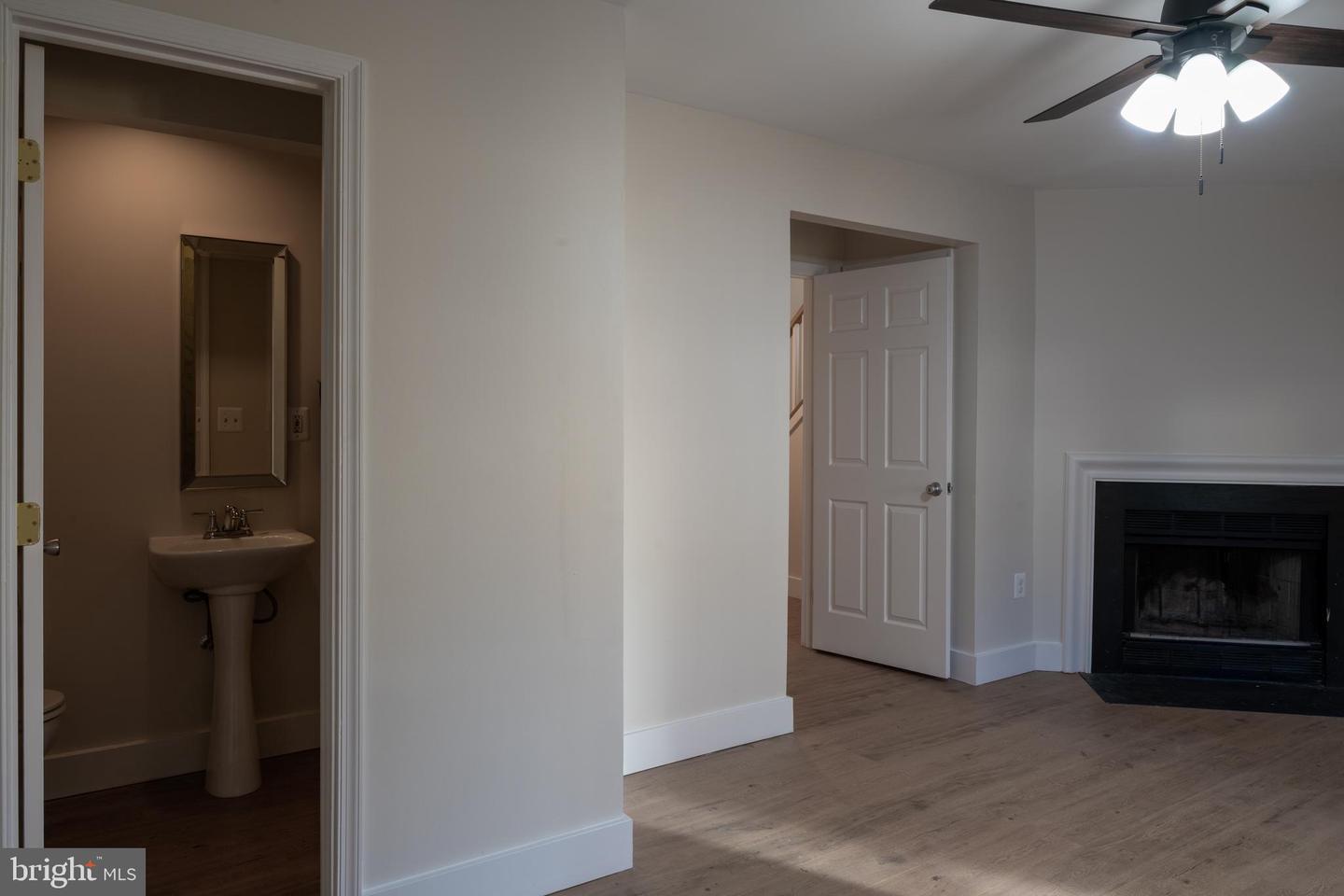 529 DAKOTA DR, HERNDON, Virginia 20170, 4 Bedrooms Bedrooms, ,3 BathroomsBathrooms,Residential,For sale,529 DAKOTA DR,VAFX2280138 MLS # VAFX2280138 529 DAKOTA DR, HERNDON, Virginia 20170, 4 Bedrooms Bedrooms, ,3 BathroomsBathrooms,Residential,For sale,529 DAKOTA DR,VAFX2280138 MLS # VAFX2280138