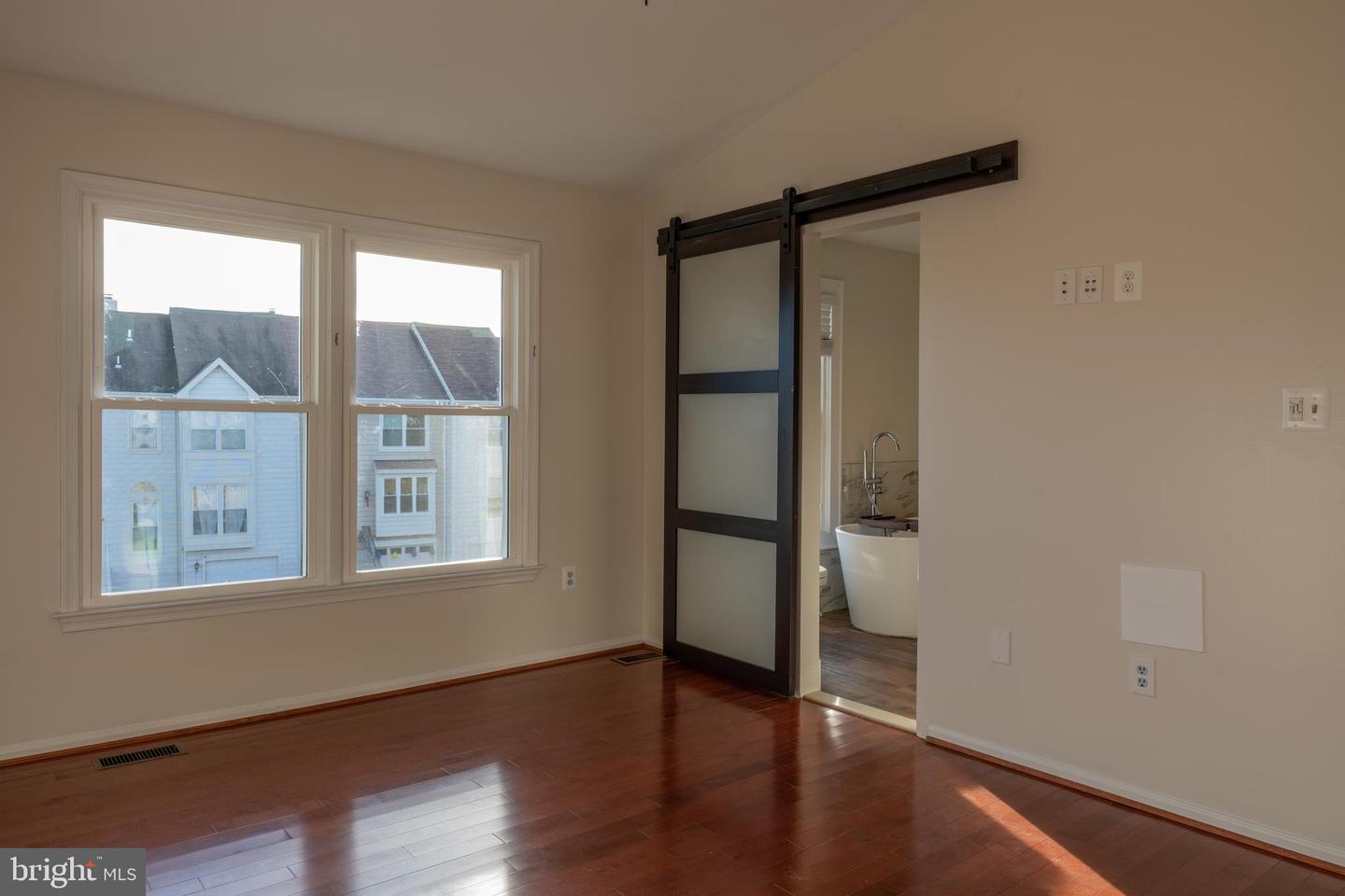 529 DAKOTA DR, HERNDON, Virginia 20170, 4 Bedrooms Bedrooms, ,3 BathroomsBathrooms,Residential,For sale,529 DAKOTA DR,VAFX2280138 MLS # VAFX2280138 529 DAKOTA DR, HERNDON, Virginia 20170, 4 Bedrooms Bedrooms, ,3 BathroomsBathrooms,Residential,For sale,529 DAKOTA DR,VAFX2280138 MLS # VAFX2280138