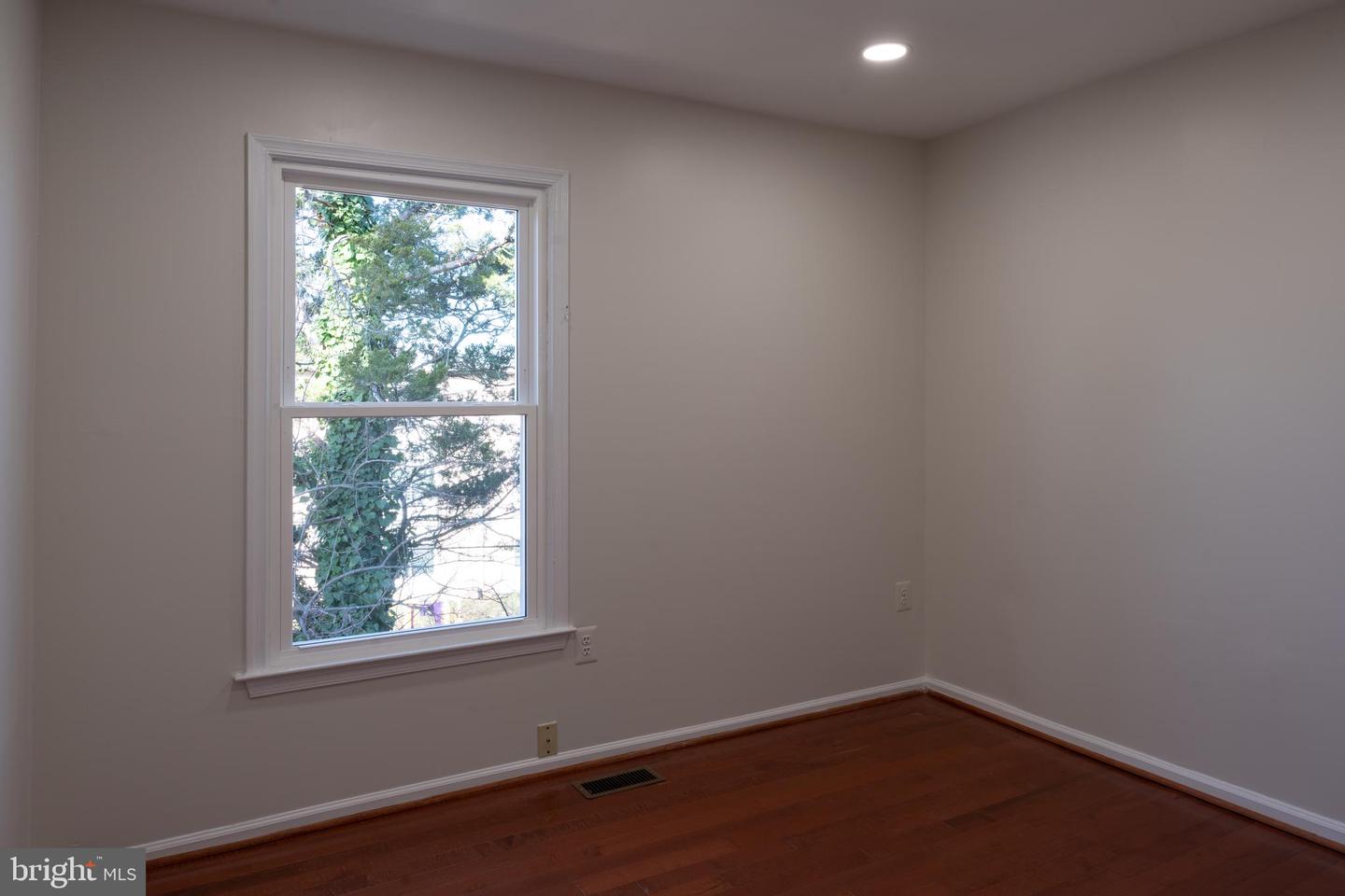 529 DAKOTA DR, HERNDON, Virginia 20170, 4 Bedrooms Bedrooms, ,3 BathroomsBathrooms,Residential,For sale,529 DAKOTA DR,VAFX2280138 MLS # VAFX2280138 529 DAKOTA DR, HERNDON, Virginia 20170, 4 Bedrooms Bedrooms, ,3 BathroomsBathrooms,Residential,For sale,529 DAKOTA DR,VAFX2280138 MLS # VAFX2280138