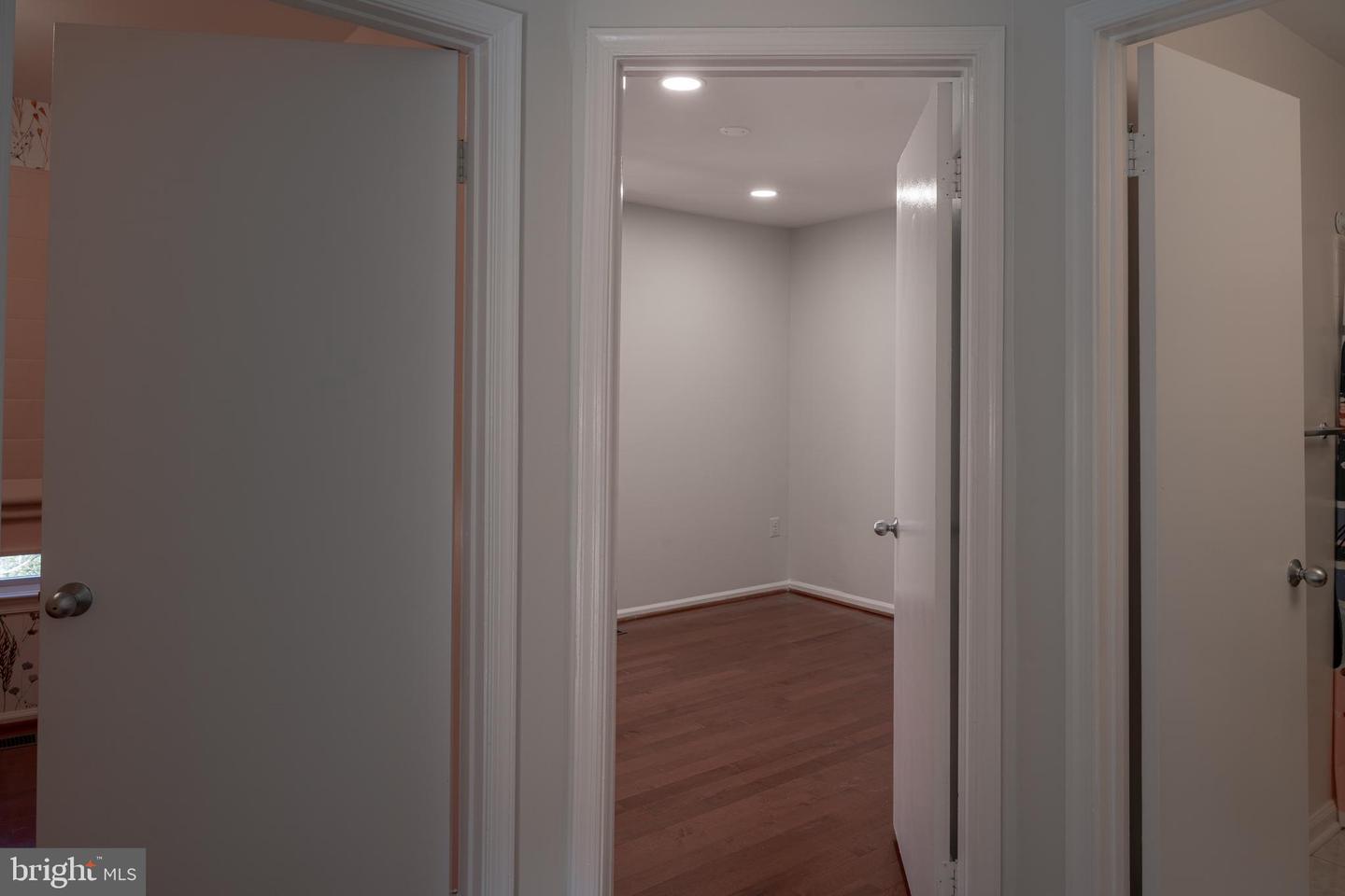 529 DAKOTA DR, HERNDON, Virginia 20170, 4 Bedrooms Bedrooms, ,3 BathroomsBathrooms,Residential,For sale,529 DAKOTA DR,VAFX2280138 MLS # VAFX2280138 529 DAKOTA DR, HERNDON, Virginia 20170, 4 Bedrooms Bedrooms, ,3 BathroomsBathrooms,Residential,For sale,529 DAKOTA DR,VAFX2280138 MLS # VAFX2280138