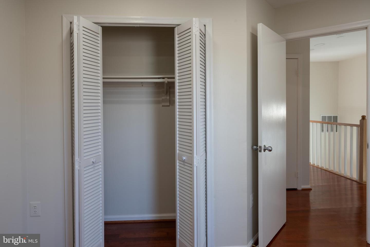 529 DAKOTA DR, HERNDON, Virginia 20170, 4 Bedrooms Bedrooms, ,3 BathroomsBathrooms,Residential,For sale,529 DAKOTA DR,VAFX2280138 MLS # VAFX2280138 529 DAKOTA DR, HERNDON, Virginia 20170, 4 Bedrooms Bedrooms, ,3 BathroomsBathrooms,Residential,For sale,529 DAKOTA DR,VAFX2280138 MLS # VAFX2280138