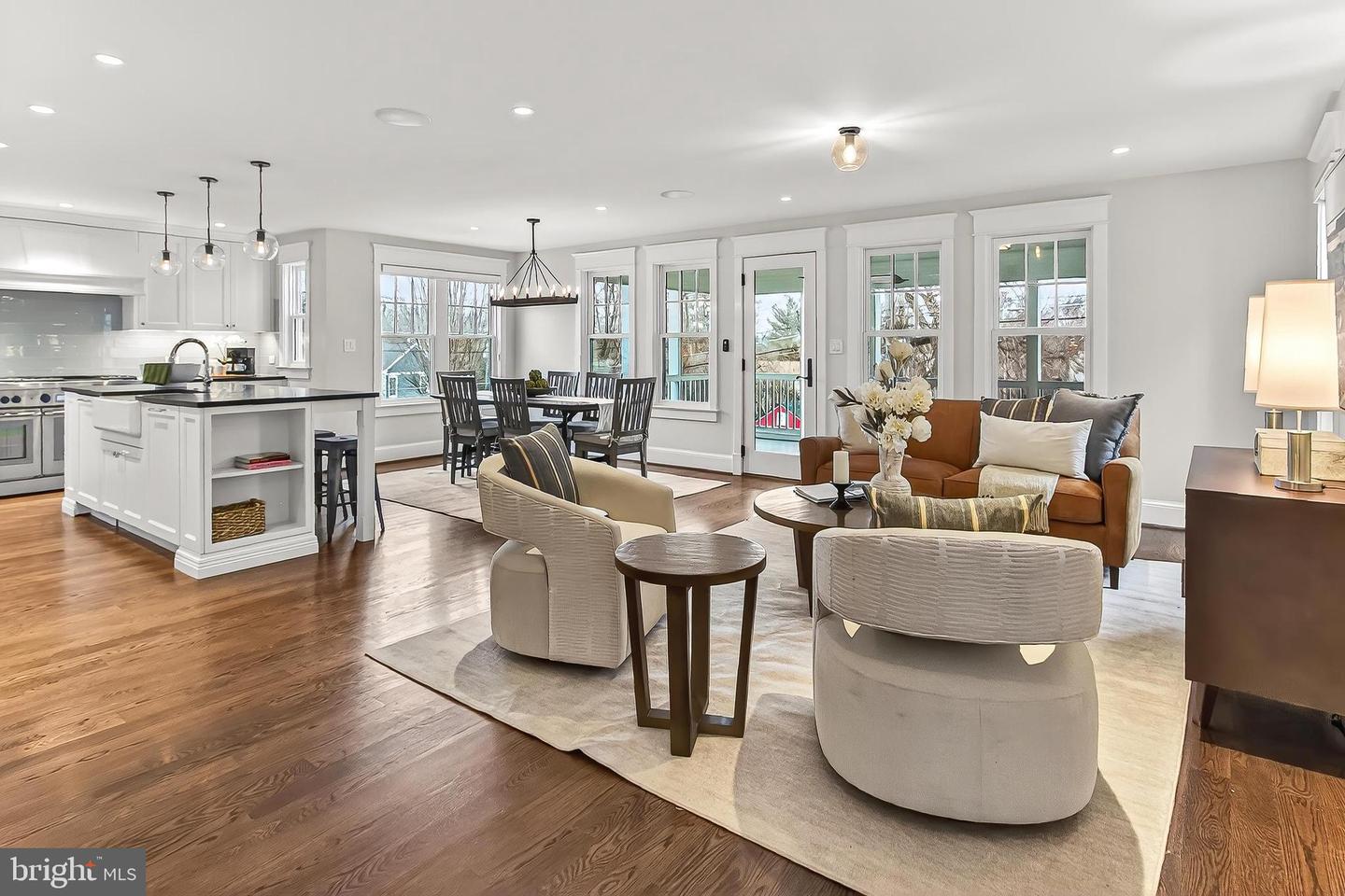 1007 N SYCAMORE ST, FALLS CHURCH, Virginia 22046, 5 Bedrooms Bedrooms, ,4 BathroomsBathrooms,Residential,For sale,1007 N SYCAMORE ST,VAFA2003464 MLS # VAFA2003464