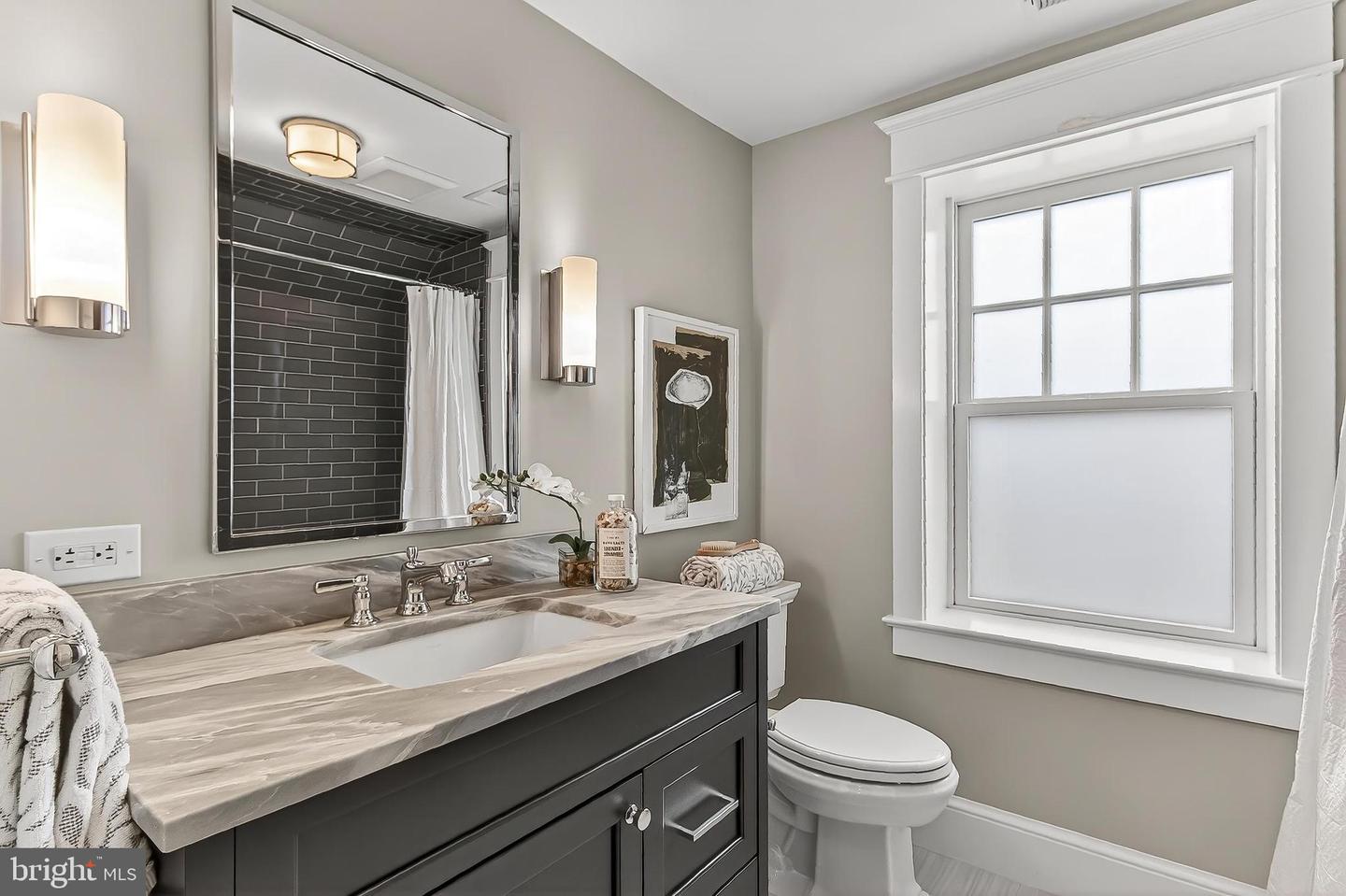 1007 N SYCAMORE ST, FALLS CHURCH, Virginia 22046, 5 Bedrooms Bedrooms, ,4 BathroomsBathrooms,Residential,For sale,1007 N SYCAMORE ST,VAFA2003464 MLS # VAFA2003464