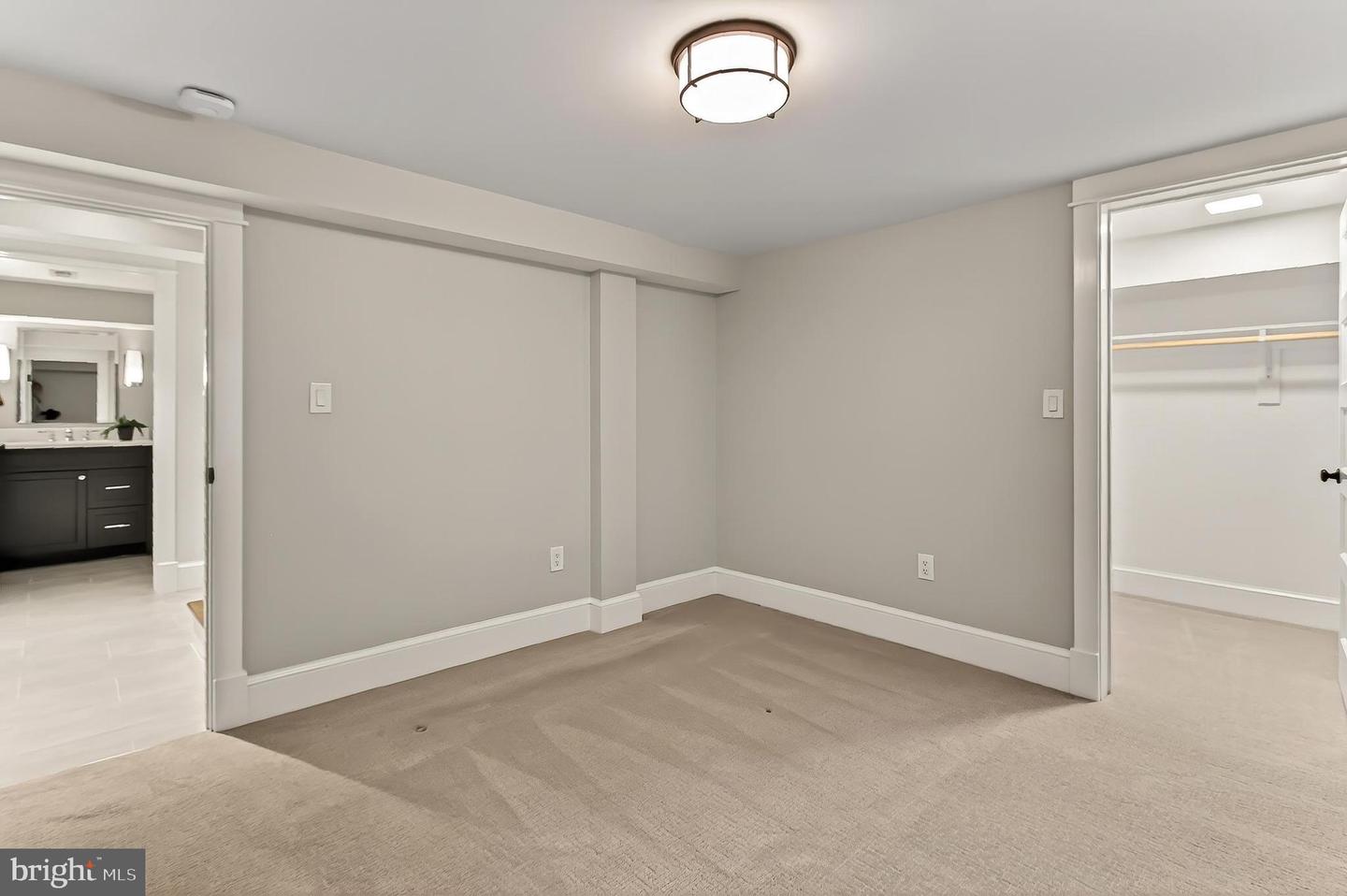 1007 N SYCAMORE ST, FALLS CHURCH, Virginia 22046, 5 Bedrooms Bedrooms, ,4 BathroomsBathrooms,Residential,For sale,1007 N SYCAMORE ST,VAFA2003464 MLS # VAFA2003464