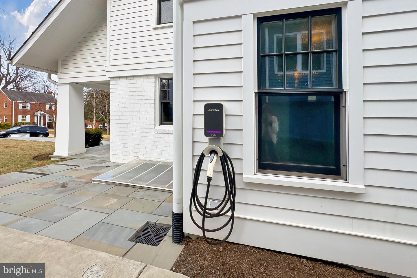 1007 N SYCAMORE ST, FALLS CHURCH, Virginia 22046, 5 Bedrooms Bedrooms, ,4 BathroomsBathrooms,Residential,For sale,1007 N SYCAMORE ST,VAFA2003464 MLS # VAFA2003464