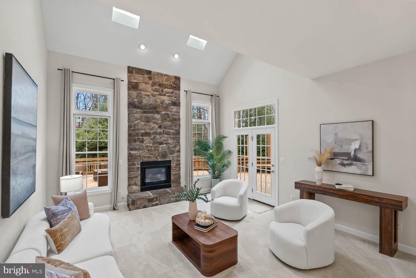 1050 NORTHFALLS CT, GREAT FALLS, Virginia 22066, 6 Bedrooms Bedrooms, ,4 BathroomsBathrooms,Residential,For sale,1050 NORTHFALLS CT,VAFX2280240 MLS # VAFX2280240