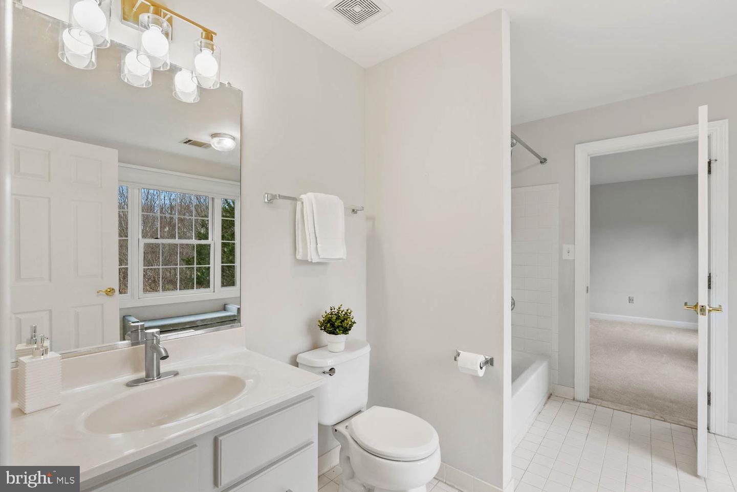 1050 NORTHFALLS CT, GREAT FALLS, Virginia 22066, 6 Bedrooms Bedrooms, ,4 BathroomsBathrooms,Residential,For sale,1050 NORTHFALLS CT,VAFX2280240 MLS # VAFX2280240