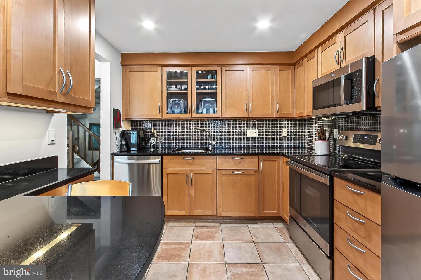 221 GUNDRY DR, FALLS CHURCH, Virginia 22046, 3 Bedrooms Bedrooms, ,3 BathroomsBathrooms,Residential,For sale,221 GUNDRY DR,VAFA2003476 MLS # VAFA2003476