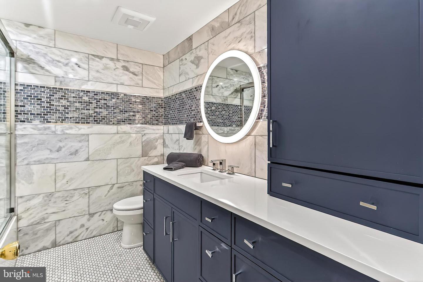 221 GUNDRY DR, FALLS CHURCH, Virginia 22046, 3 Bedrooms Bedrooms, ,3 BathroomsBathrooms,Residential,For sale,221 GUNDRY DR,VAFA2003476 MLS # VAFA2003476