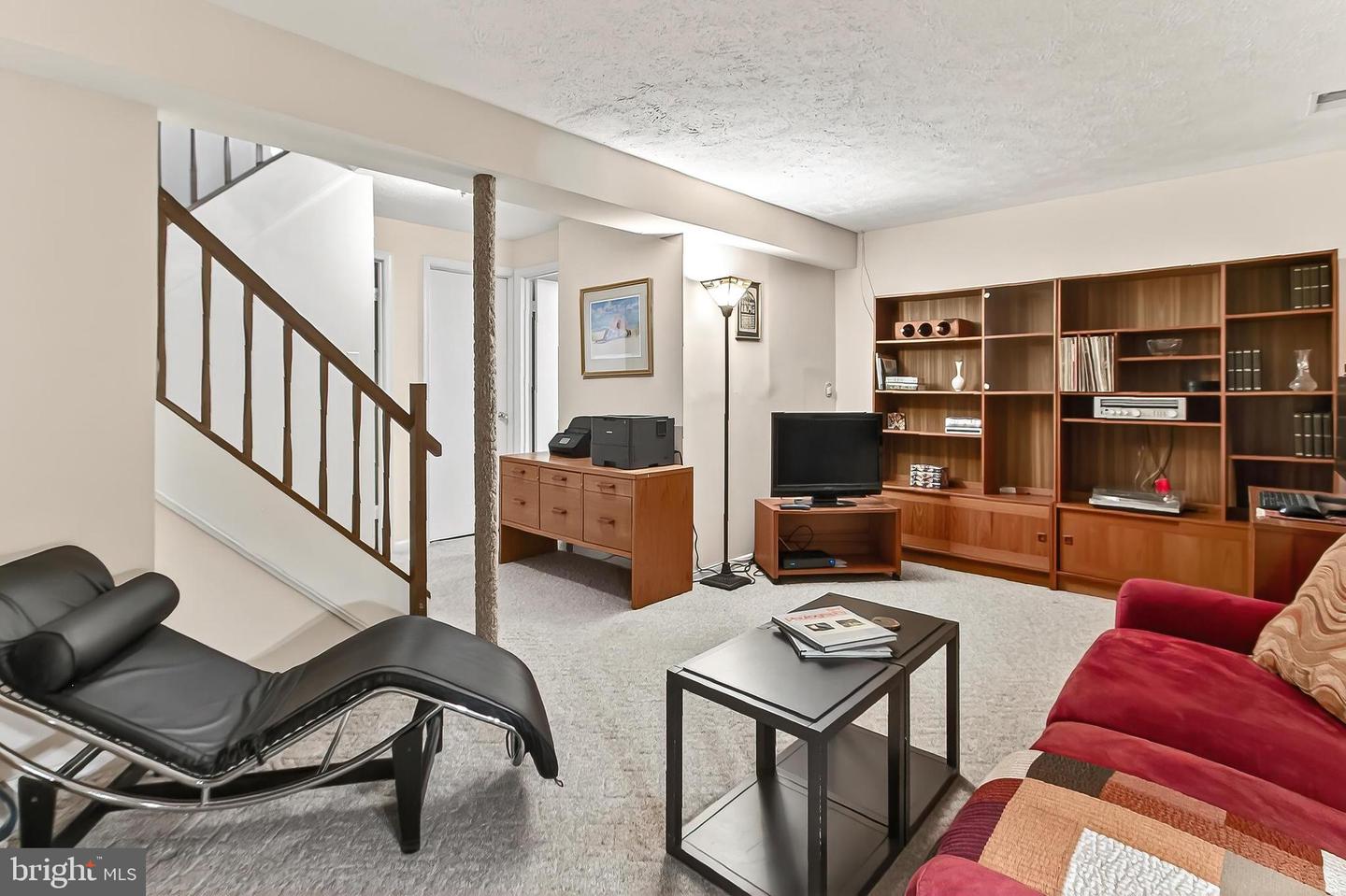 221 GUNDRY DR, FALLS CHURCH, Virginia 22046, 3 Bedrooms Bedrooms, ,3 BathroomsBathrooms,Residential,For sale,221 GUNDRY DR,VAFA2003476 MLS # VAFA2003476