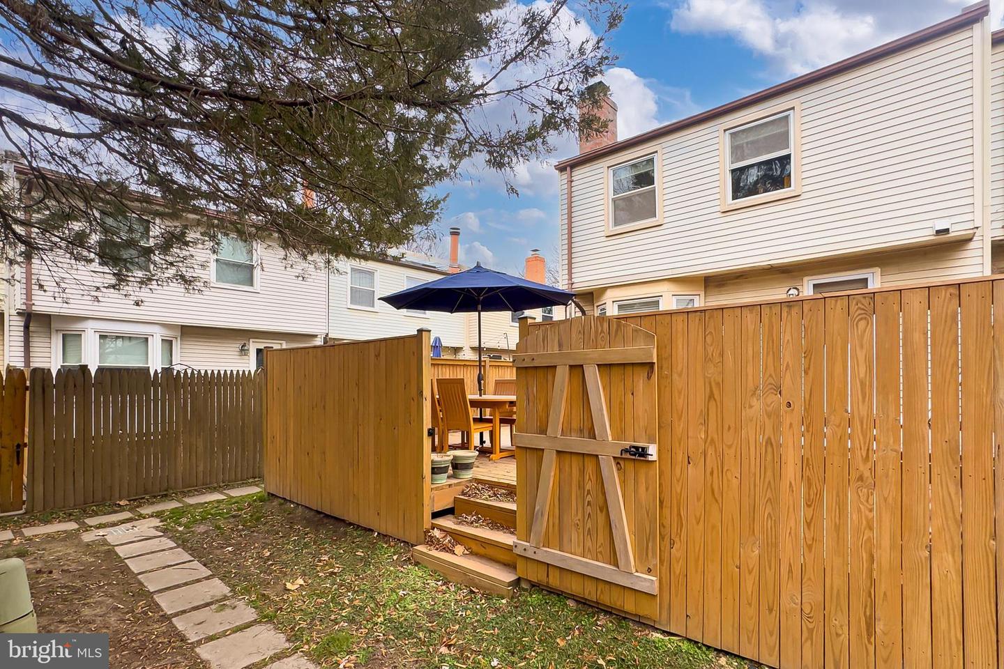 221 GUNDRY DR, FALLS CHURCH, Virginia 22046, 3 Bedrooms Bedrooms, ,3 BathroomsBathrooms,Residential,For sale,221 GUNDRY DR,VAFA2003476 MLS # VAFA2003476