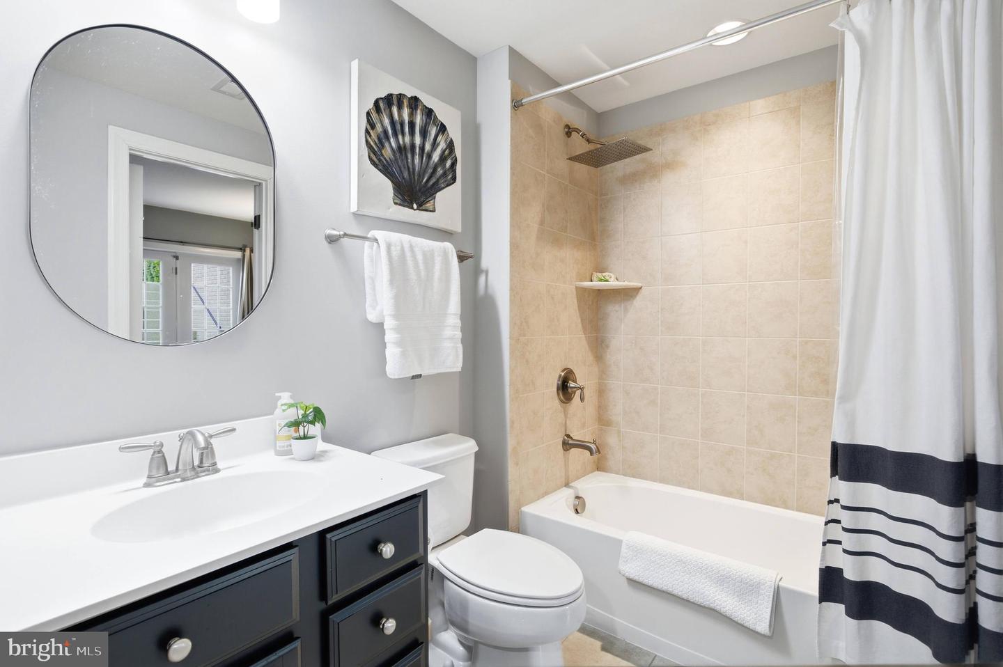 42662 GULICKS LANDING CT, ASHBURN, Virginia 20148, 5 Bedrooms Bedrooms, ,4 BathroomsBathrooms,Residential,For sale,42662 GULICKS LANDING CT,VALO2111984 MLS # VALO2111984 42662 GULICKS LANDING CT, ASHBURN, Virginia 20148, 5 Bedrooms Bedrooms, ,4 BathroomsBathrooms,Residential,For sale,42662 GULICKS LANDING CT,VALO2111984 MLS # VALO2111984