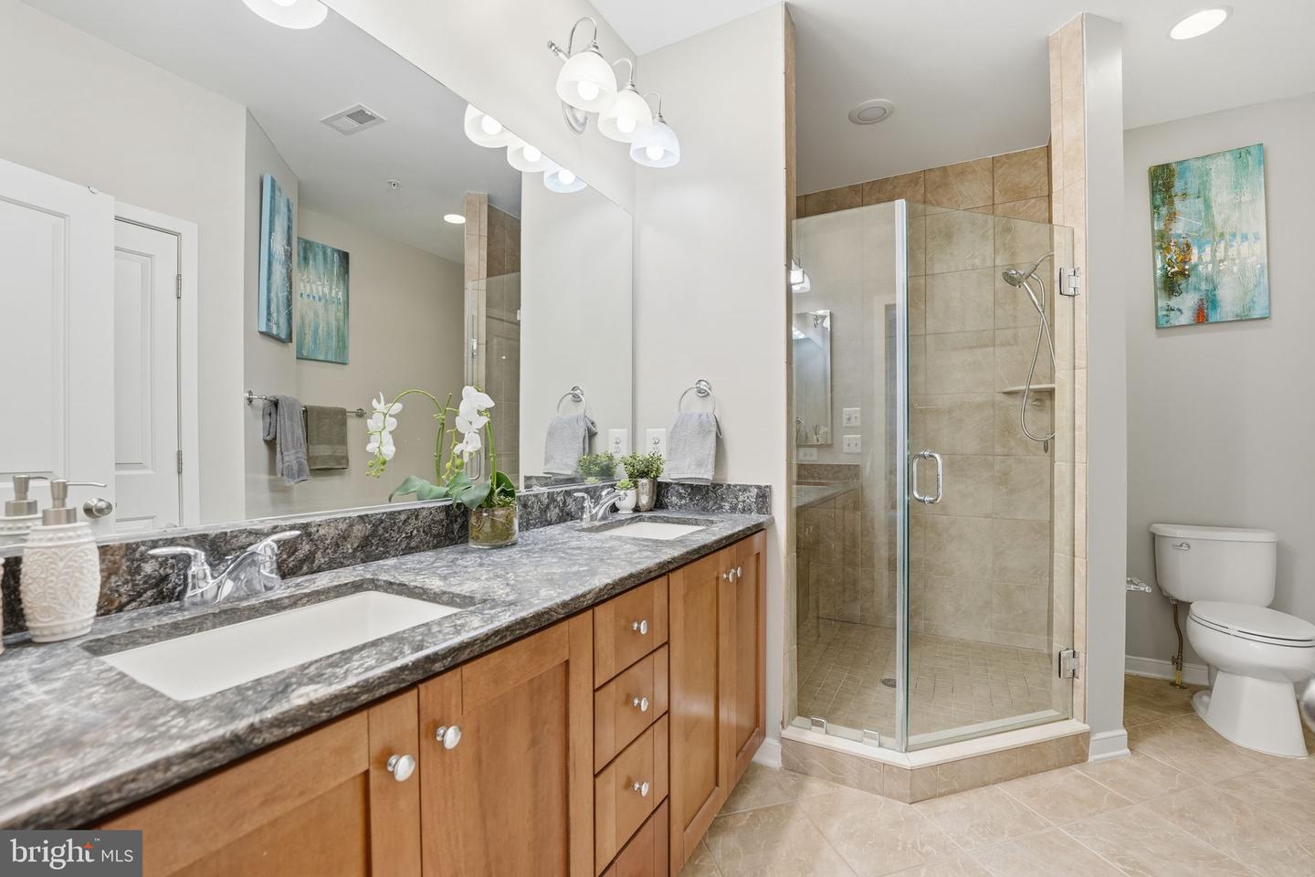 2993 ESKRIDGE RD, FAIRFAX, Virginia 22031, 4 Bedrooms Bedrooms, ,4 BathroomsBathrooms,Residential,For sale,2993 ESKRIDGE RD,VAFX2281564 MLS # VAFX2281564