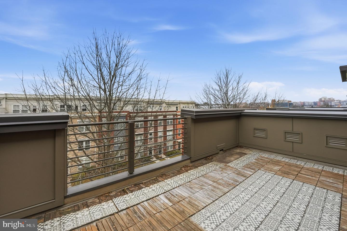 2993 ESKRIDGE RD, FAIRFAX, Virginia 22031, 4 Bedrooms Bedrooms, ,4 BathroomsBathrooms,Residential,For sale,2993 ESKRIDGE RD,VAFX2281564 MLS # VAFX2281564